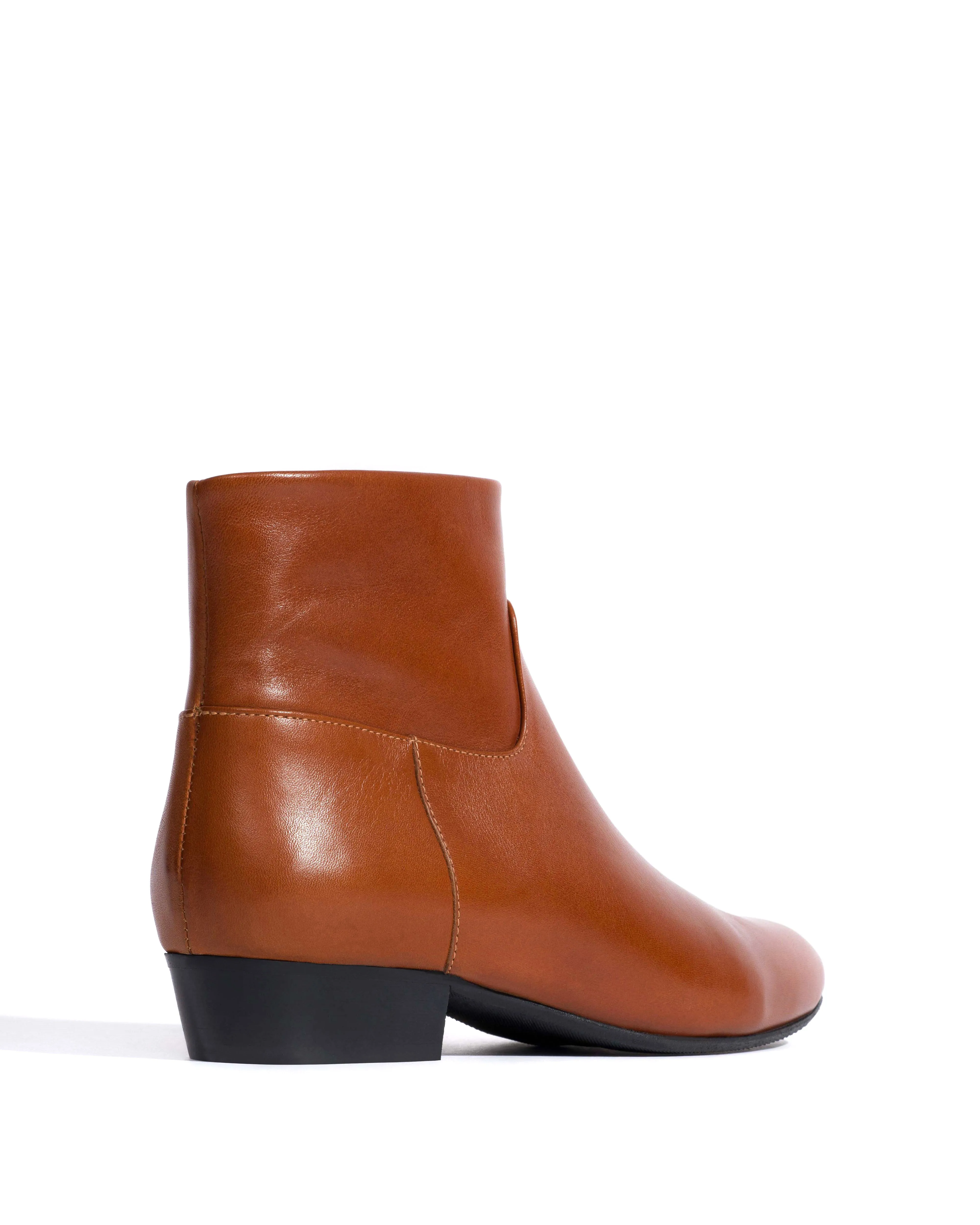 Morie 20 Vegetal soft calf Chestnut sold by Anonymous Copenhagen product image thumbnail 3