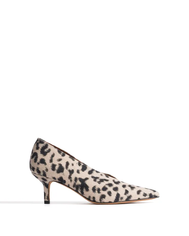 Phia 55 pin Natural cotton-linen Leopard made by Anonymous Copenhagen