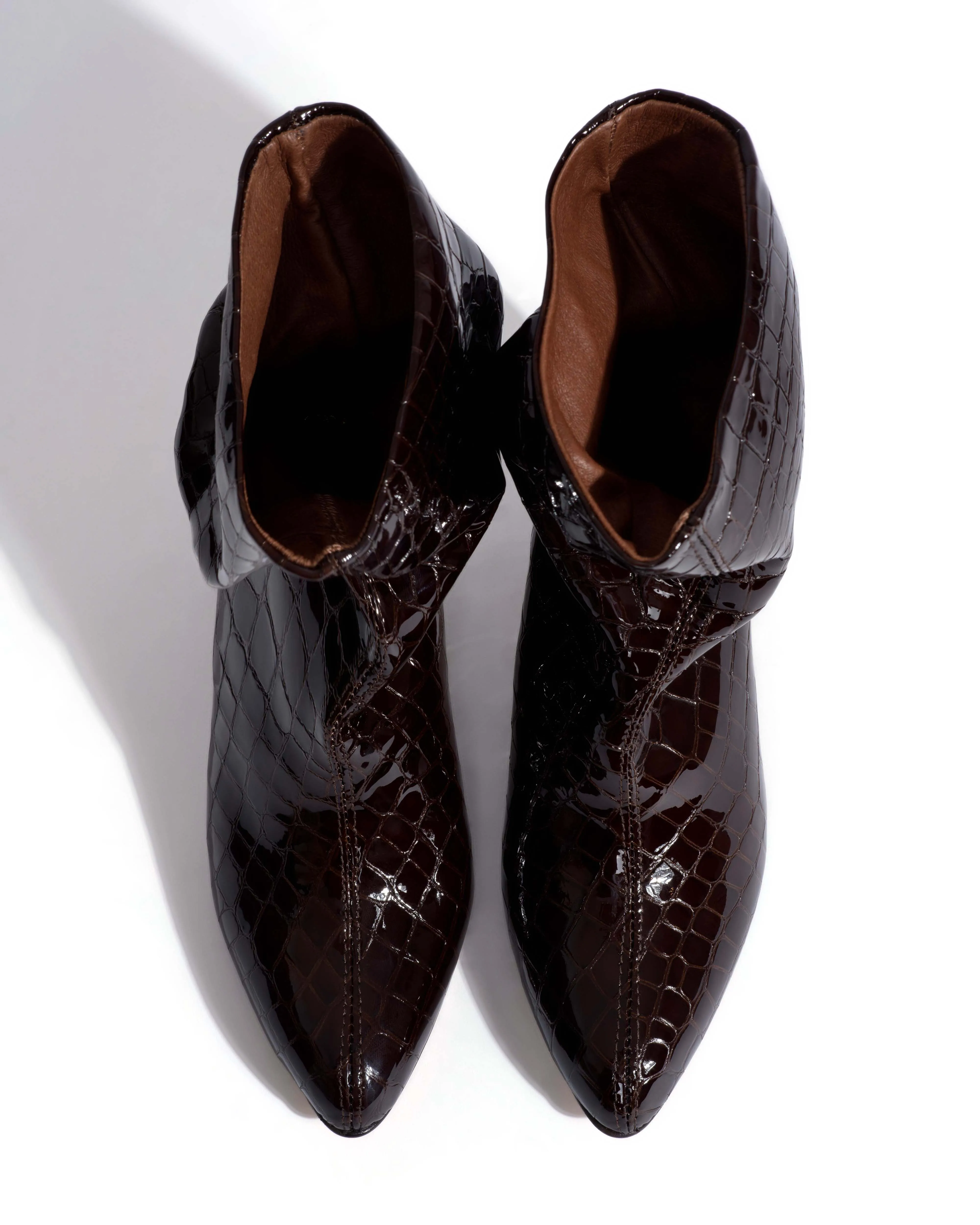 Vully 50 stiletto Polished croco calf Coffee brown sold by Anonymous Copenhagen product image thumbnail 4