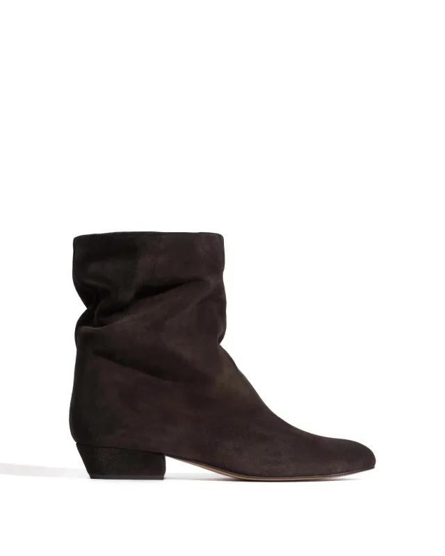 Vully 20 Calf suede Espresso brown made by Anonymous Copenhagen