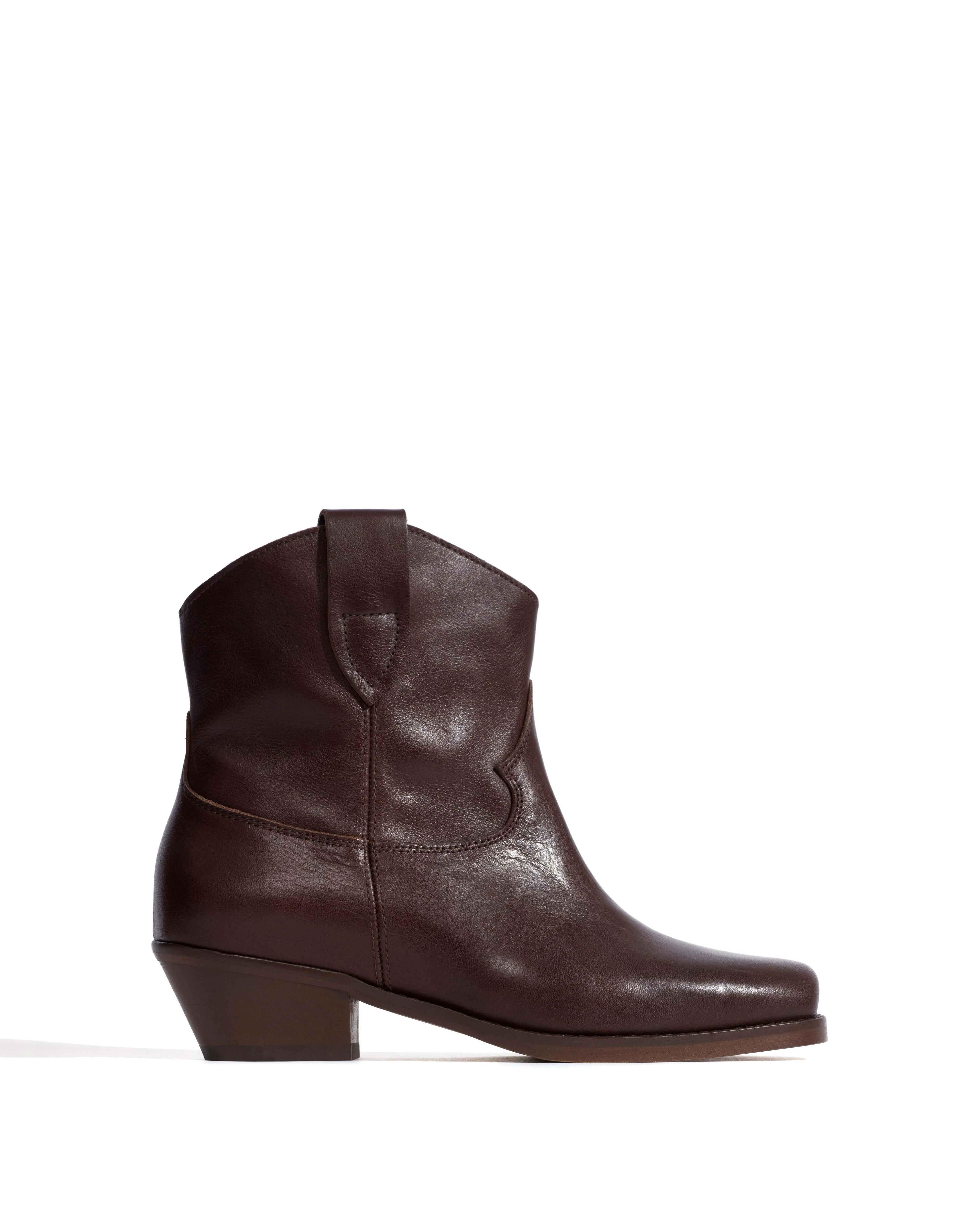 Mandall Vegetal soft calf Coffee brown sold by Anonymous Copenhagen