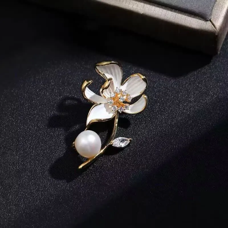 Women's Classic Lotus Flower Faux Pearl Brooch made by FloralTrip