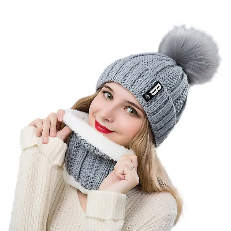 2Pcs Winter Women's Warm Pom Poms Hat sold by FloralTrip