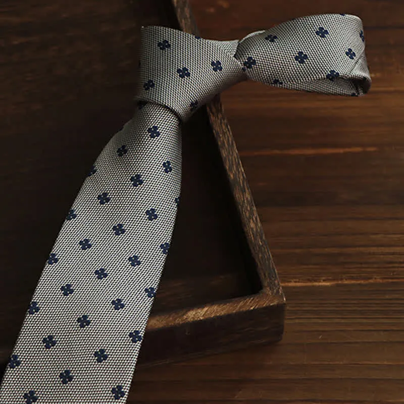 Men's Silver Gray Cloverleaf Necktie sold by FloralTrip product image thumbnail 2