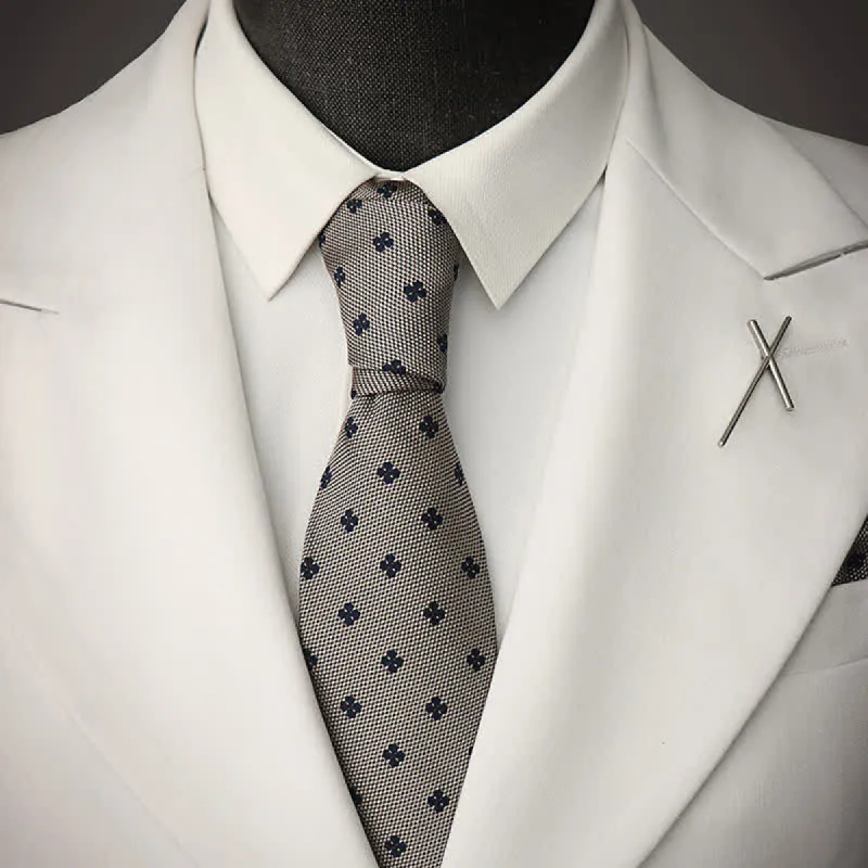 Men's Silver Gray Cloverleaf Necktie made by FloralTrip