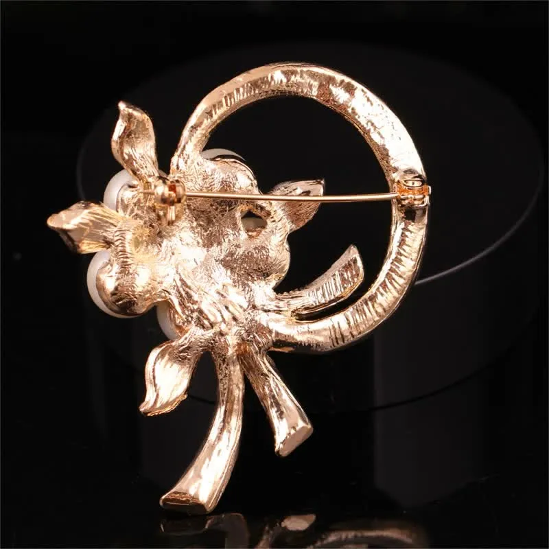 Women's Garland Pearl Rhinestones Brooch sold by FloralTrip product image thumbnail 5