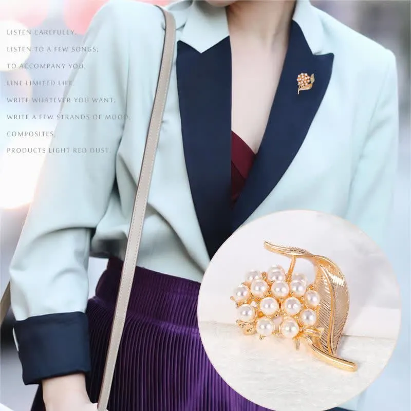 Women's Fresh Flower Pearl Brooch sold by FloralTrip product image thumbnail 2