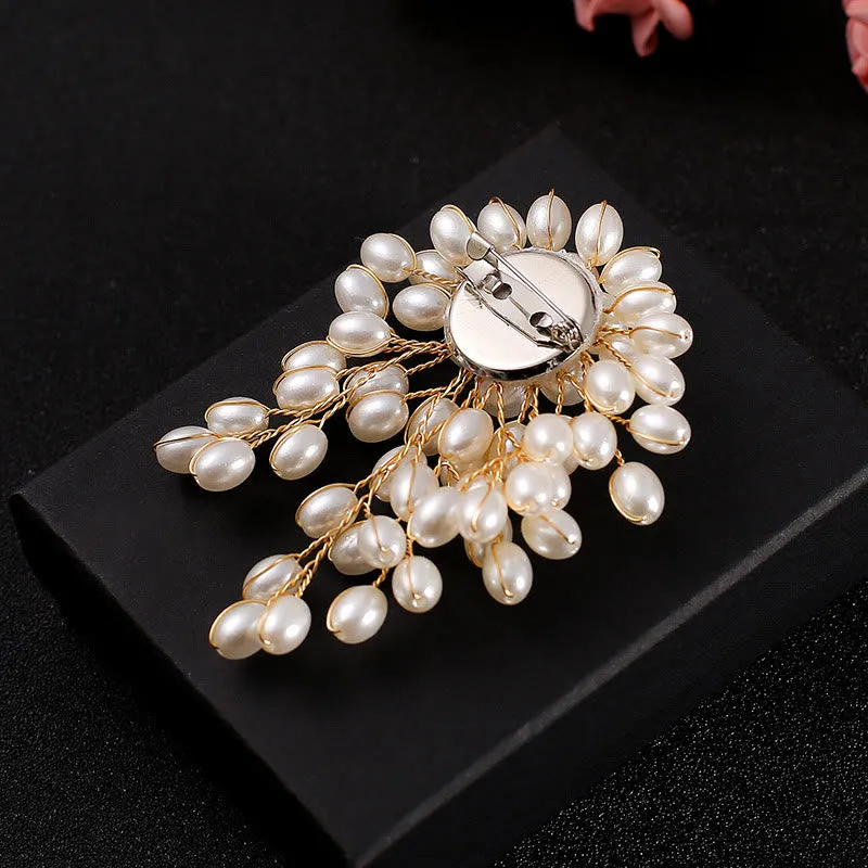 Elegant Imitation Pearl Brooch For Women Wedding Accessories sold by FloralTrip product image thumbnail 4