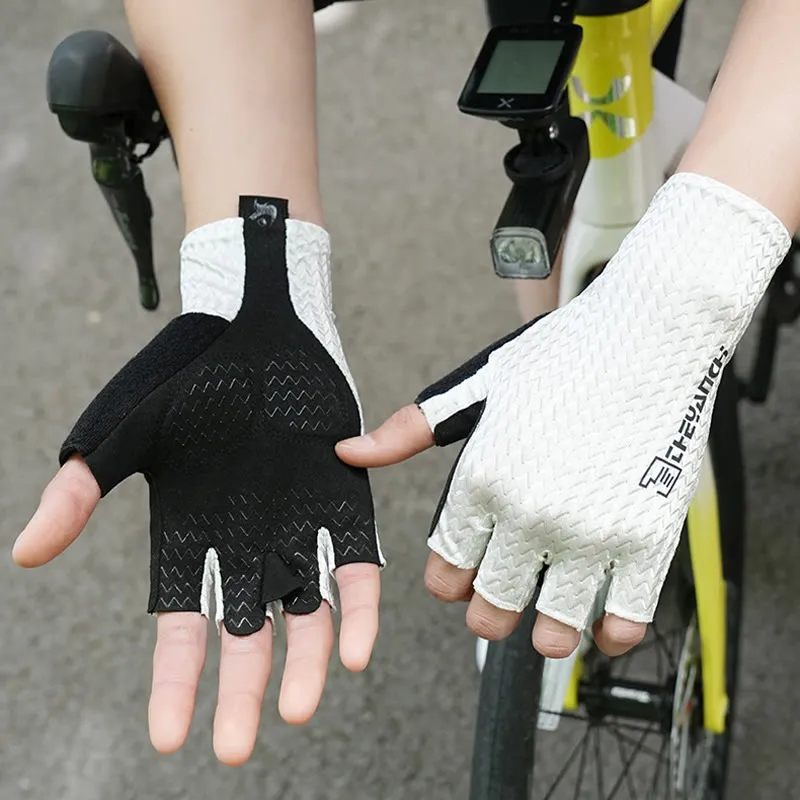 Outdoor Sports Anti-Slip Breathable Fingerless Gloves sold by FloralTrip product image thumbnail 3