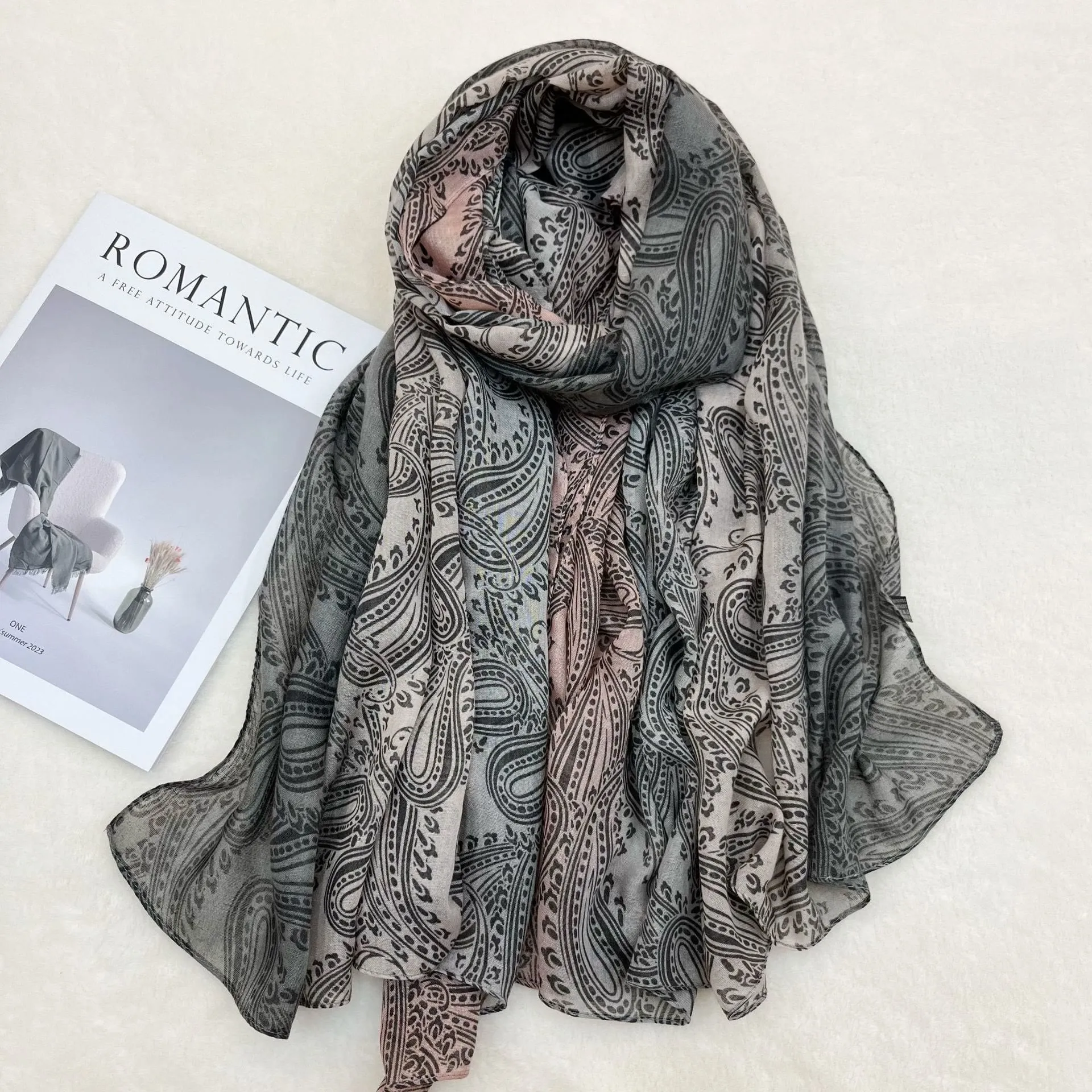 Fashion Sunscreen Color Blocked Women's Shawl Scarf sold by FloralTrip product image thumbnail 3