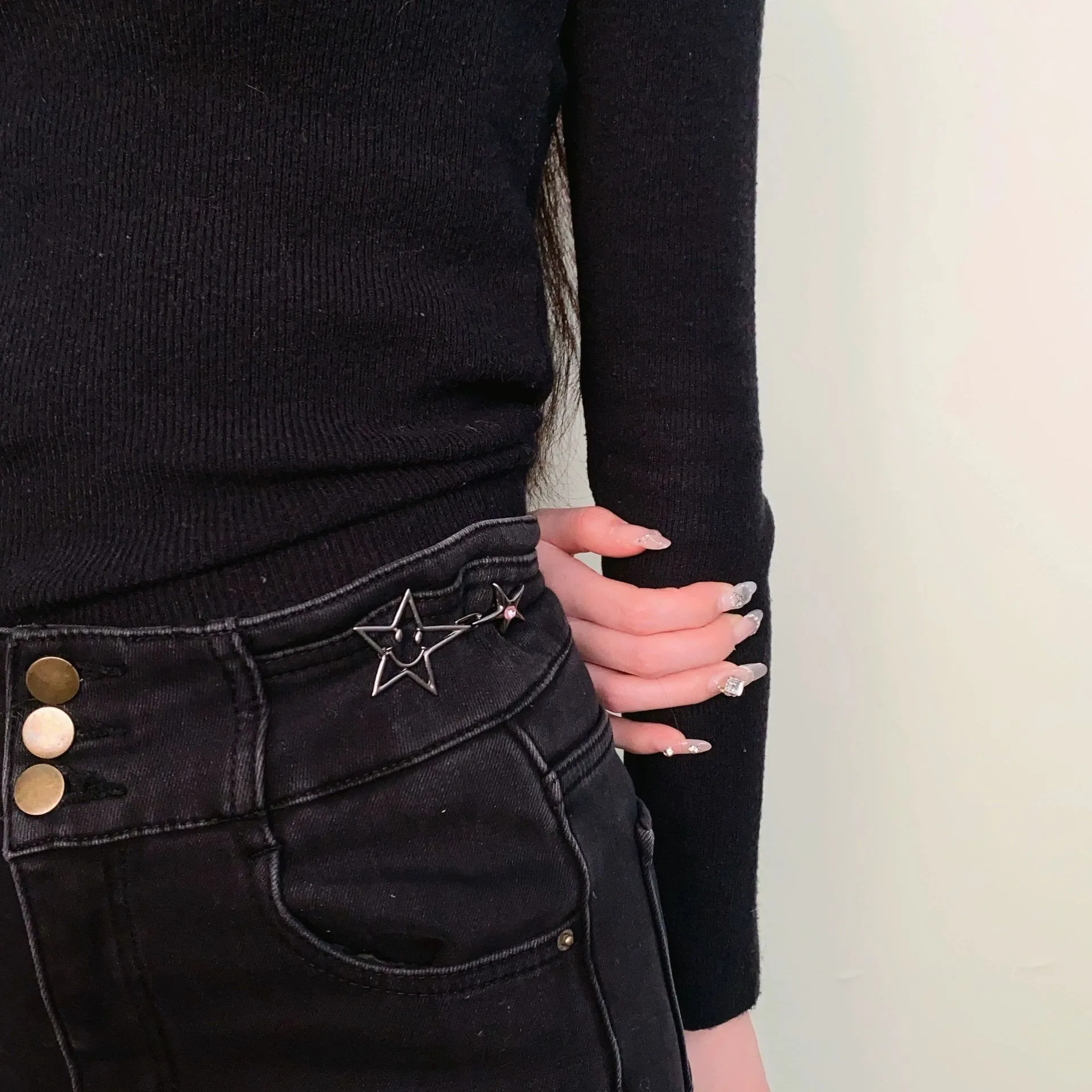 Black Hollow Smiling Face Pentagram Shaped Belt Clip sold by FloralTrip