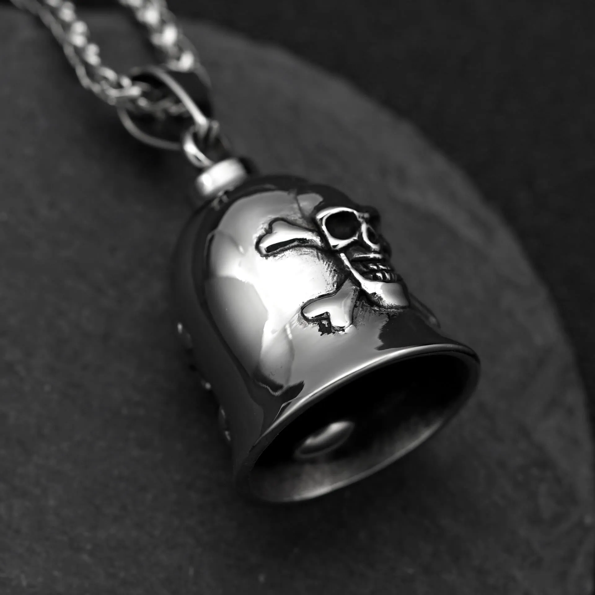 Silver Viking Skull Riding Bell Keychain sold by FloralTrip product image thumbnail 2