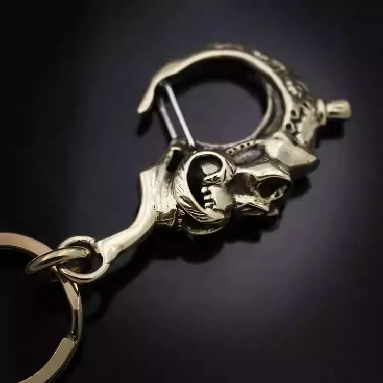 Creative Brass Skull-shaped Keychain With Ring sold by FloralTrip product image thumbnail 2