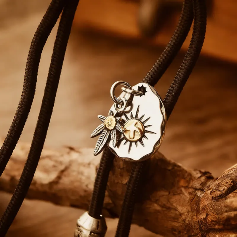 Retro Indian Totem Rotating Eagle Bolo Tie made by FloralTrip
