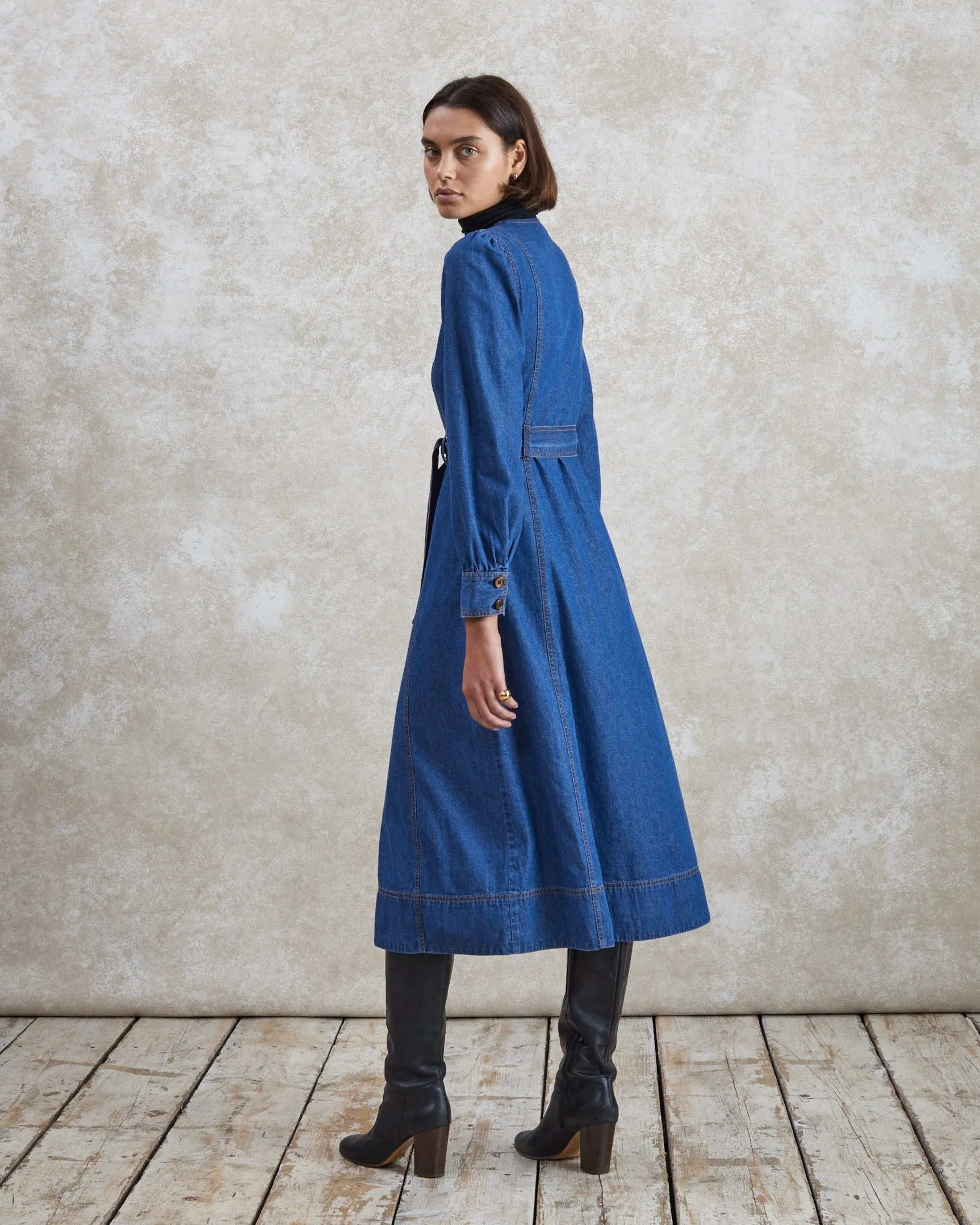 Alice- Mid-Blue Denim Dress sold by Mondo Corsini product image thumbnail 5