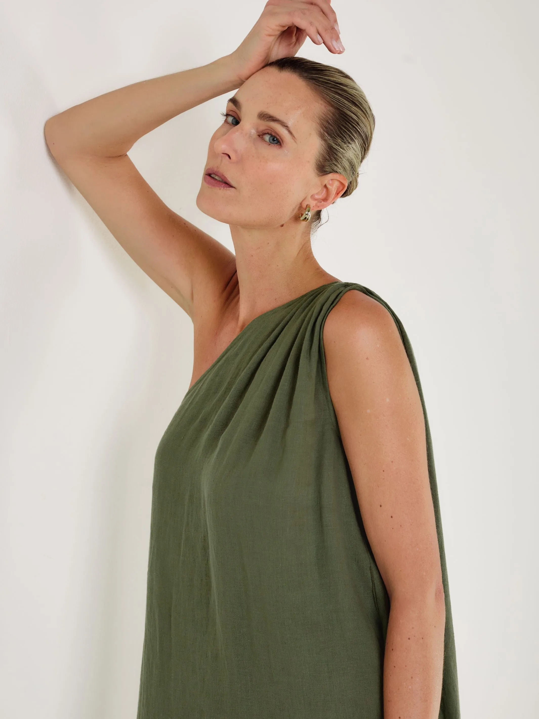 Joan - VERDE Linen Dress sold by Mondo Corsini product image thumbnail 4