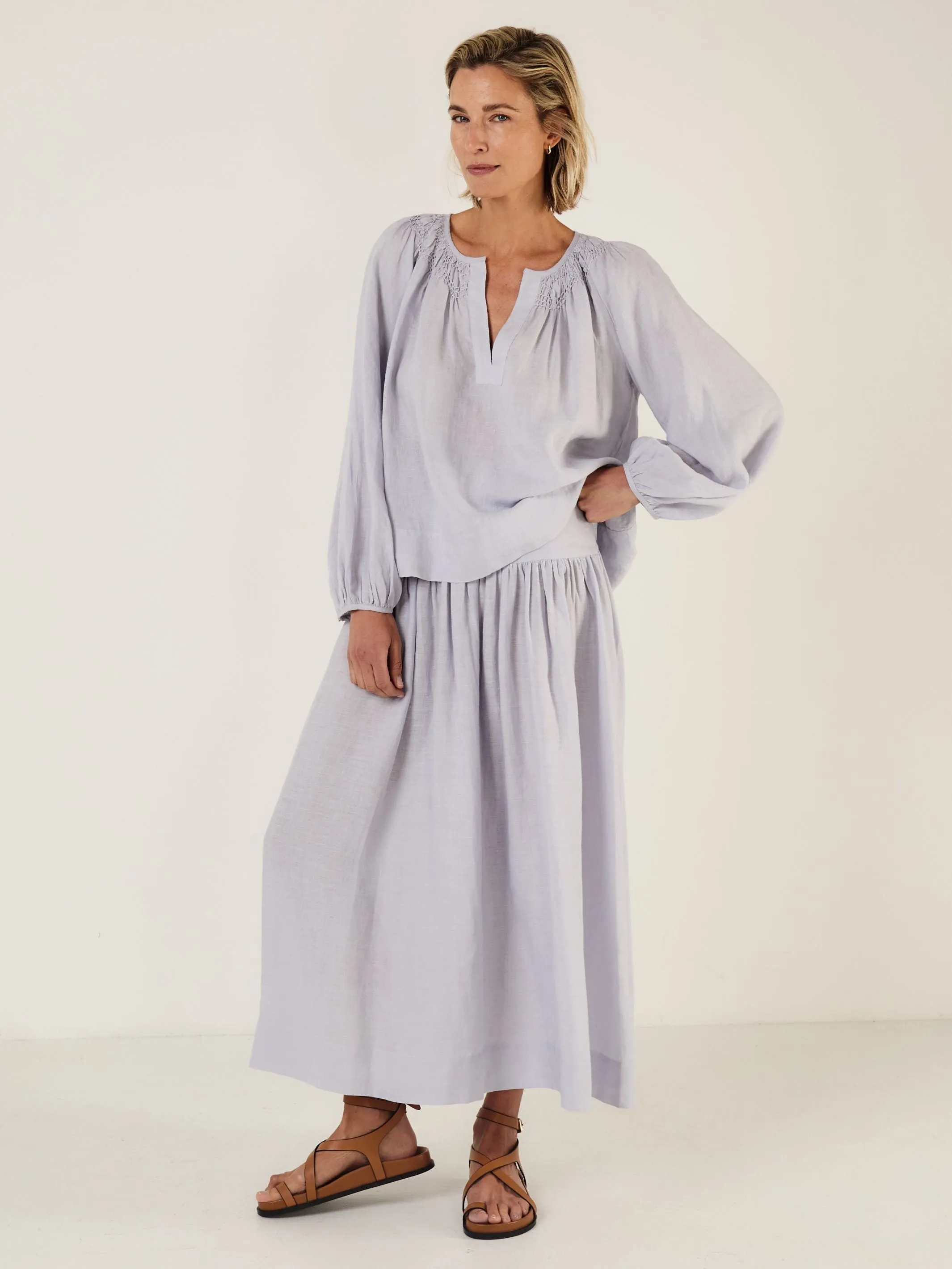 ELIZABETH - MIST Linen Blouse sold by Mondo Corsini product image thumbnail 3