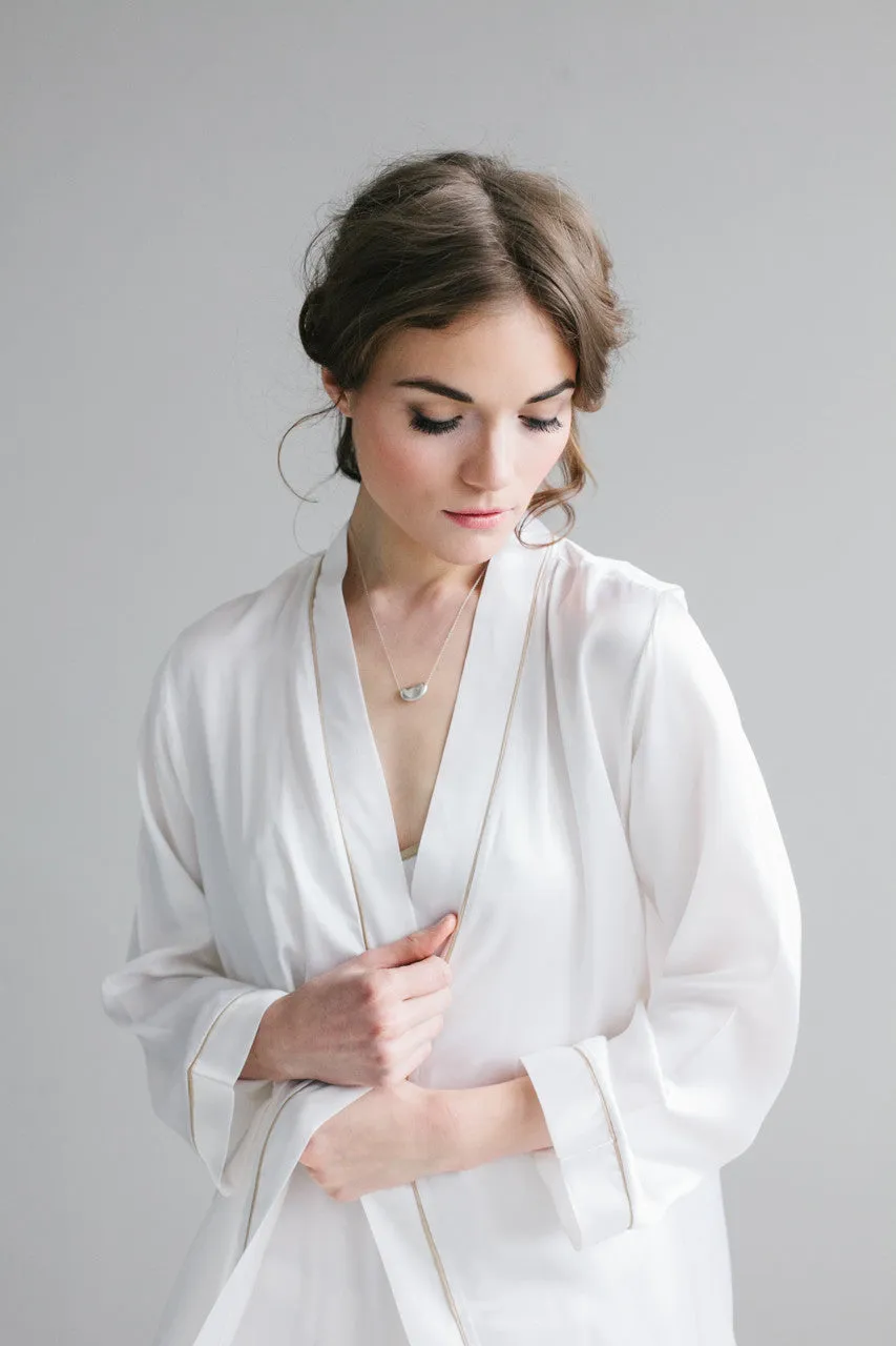 Classic Silk Robe sold by Salua Lingerie product image thumbnail 2