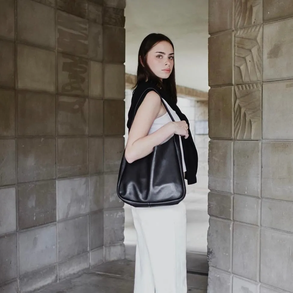 TSV x Ezra Arthur - Chain Tote #6 sold by The Sage Vintage product image thumbnail 4