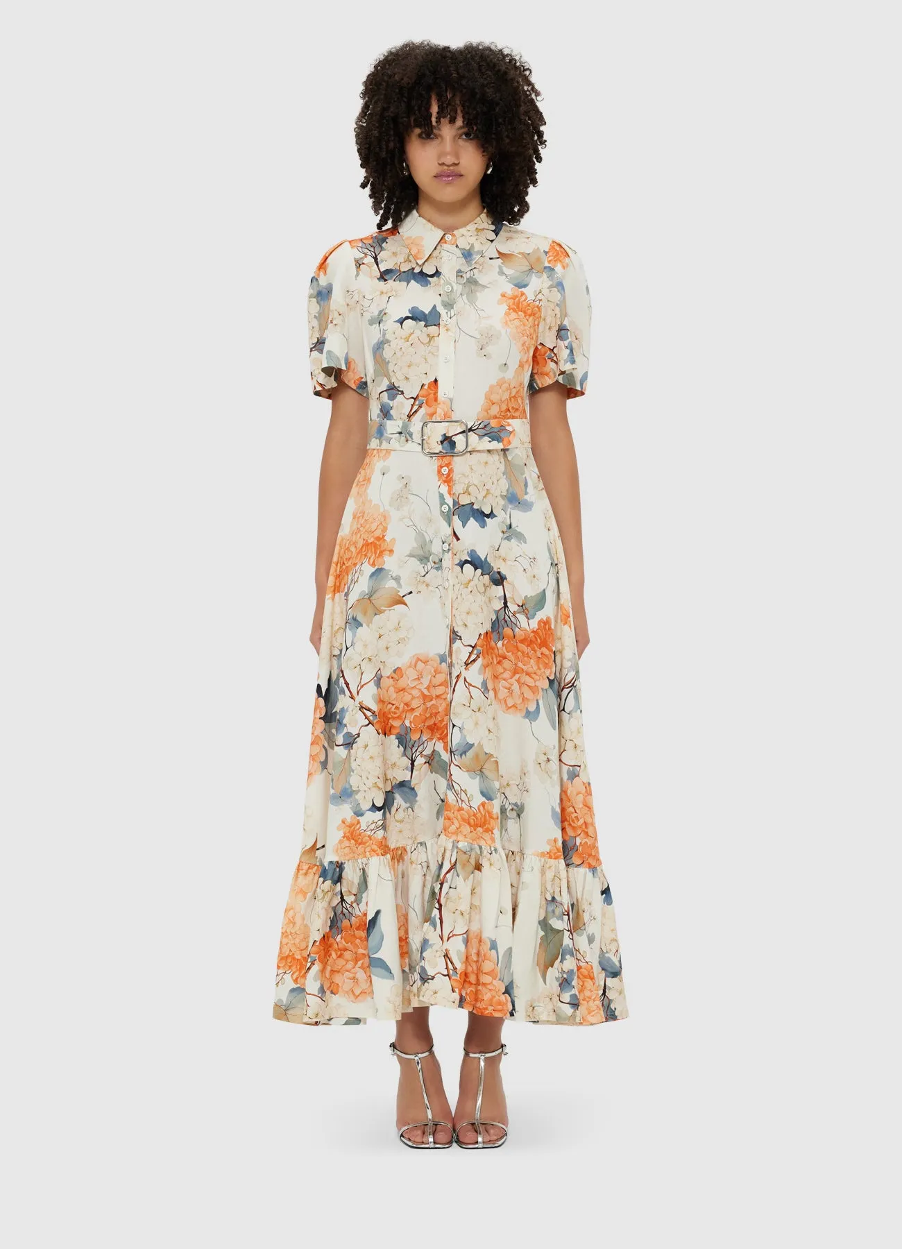 Becca Short Sleeve Midi Dress - Hydrangea Print in Vanilla sold by LEO LIN product image thumbnail 2