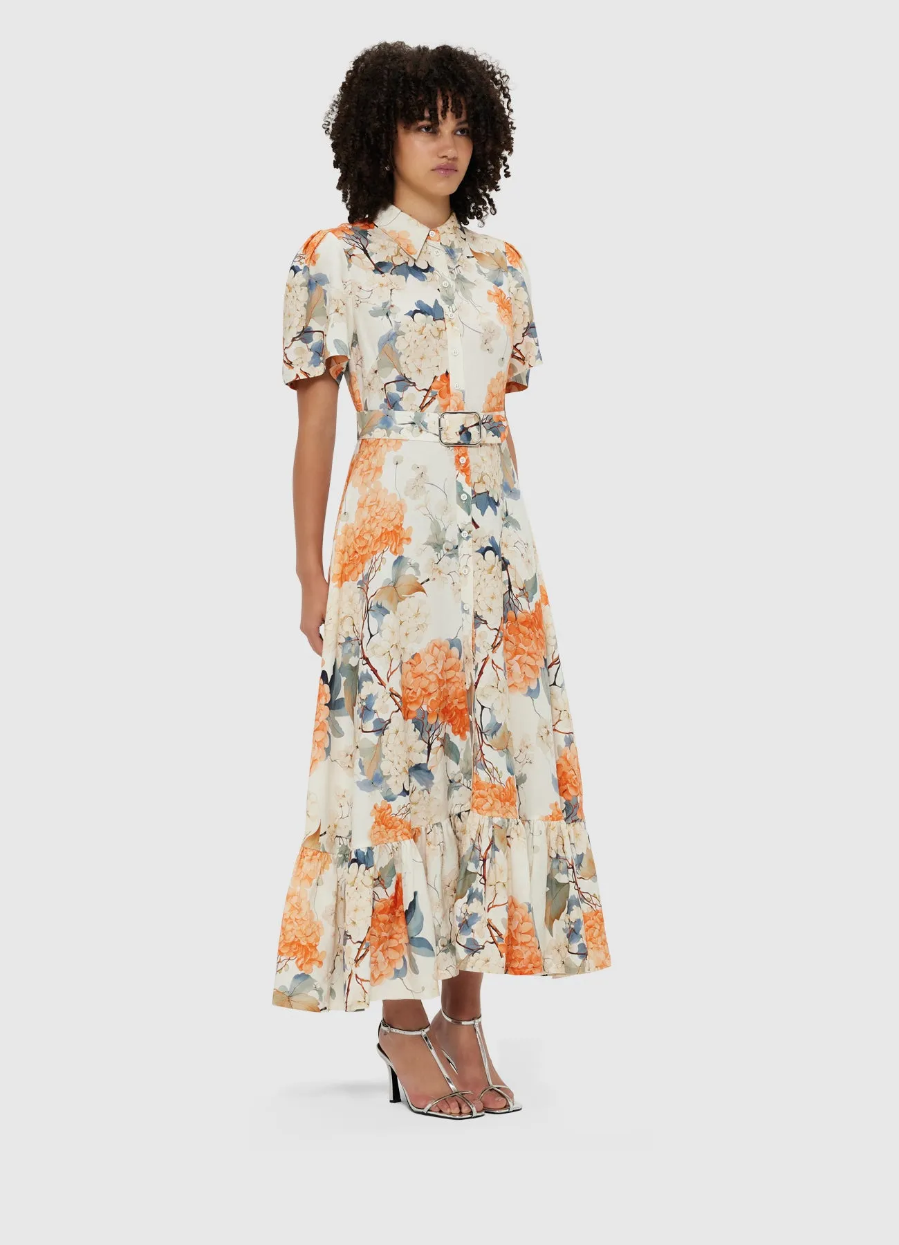 Becca Short Sleeve Midi Dress - Hydrangea Print in Vanilla sold by LEO LIN product image thumbnail 3