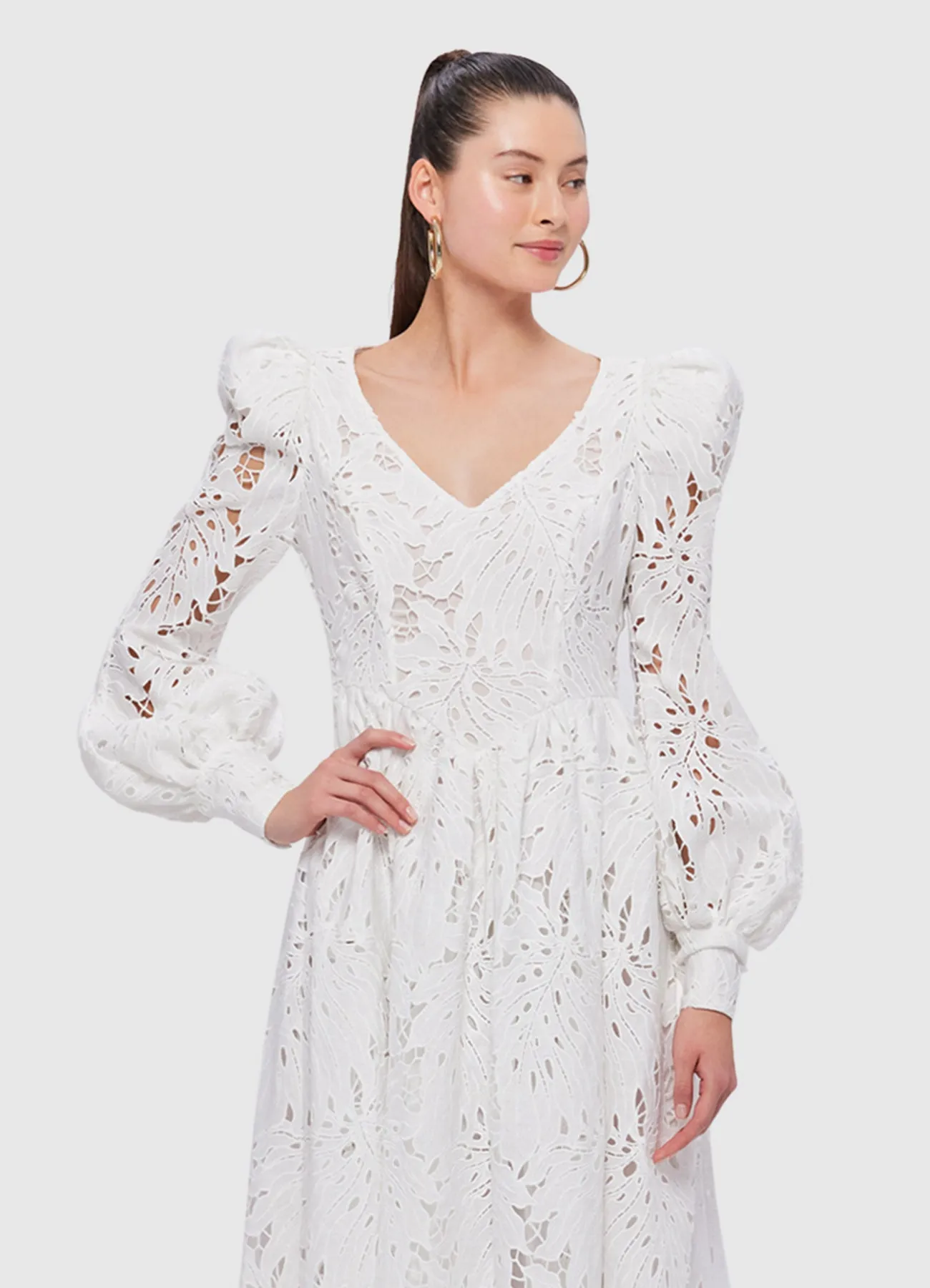 Lilah Lace Structured Shoulder V Neck Dress - Snow sold by LEO LIN product image thumbnail 5