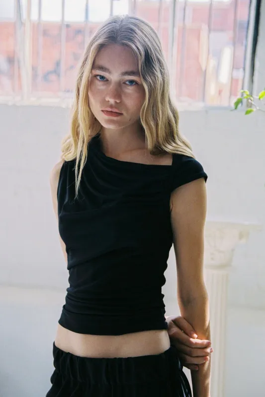 CLAUD TOP | BLACK made by SISTER Studios