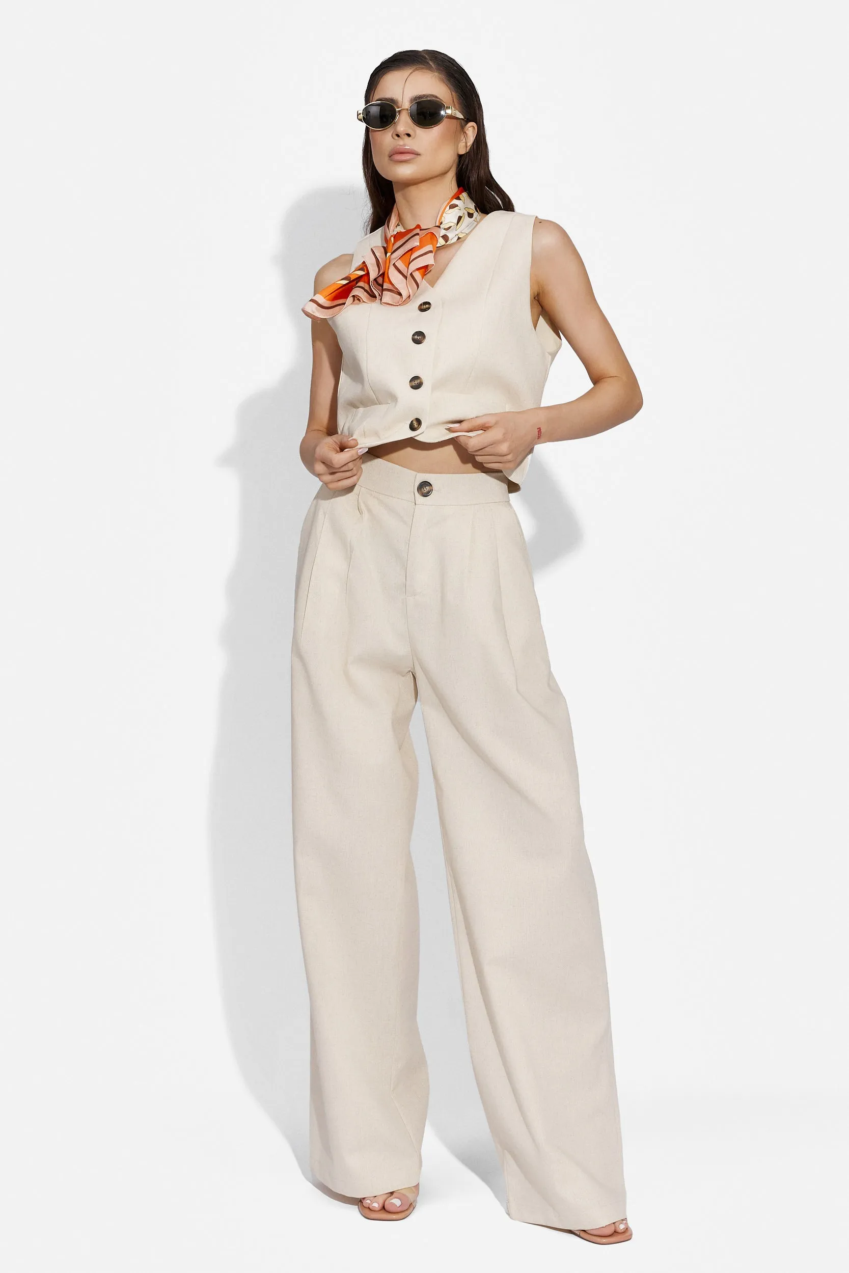 Compleu cu pantaloni dama casual bej Velasy Bogas sold by bogas product image thumbnail 2