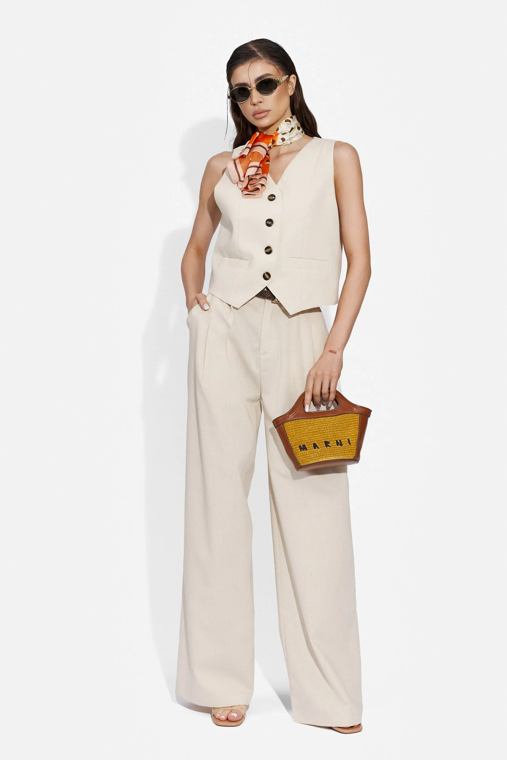 Compleu cu pantaloni dama casual bej Velasy Bogas sold by bogas product image thumbnail 3