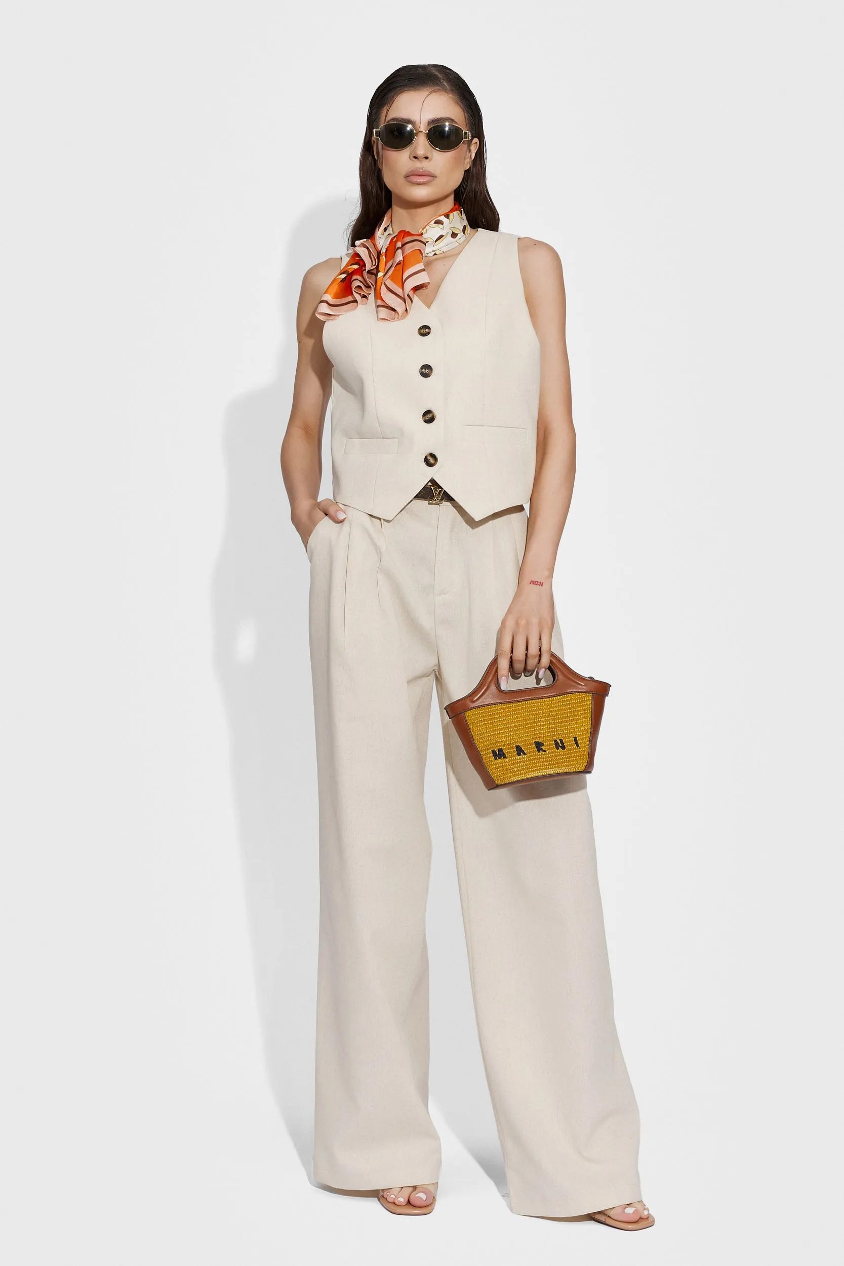 Compleu cu pantaloni dama casual bej Velasy Bogas sold by bogas product image thumbnail 4