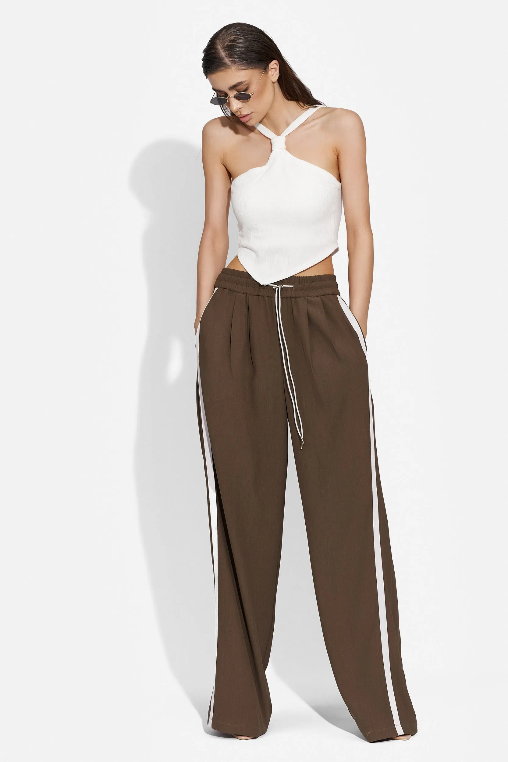 Pantaloni dama casual maro Floreina Bogas sold by bogas product image thumbnail 4