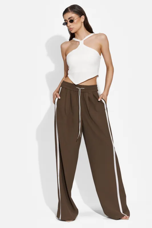 Pantaloni dama casual maro Floreina Bogas sold by bogas