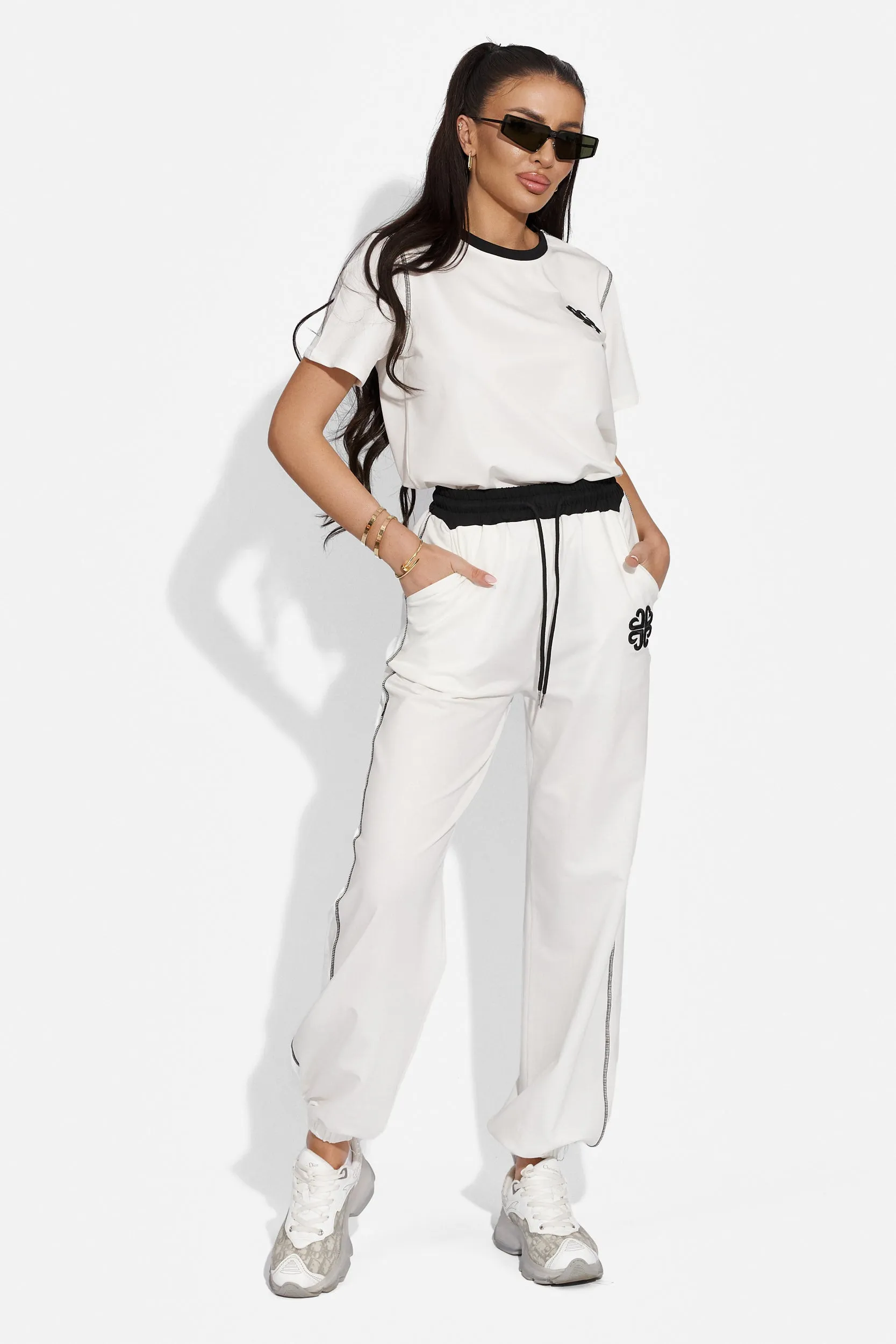 Trening dama casual alb Leonora Bogas sold by bogas