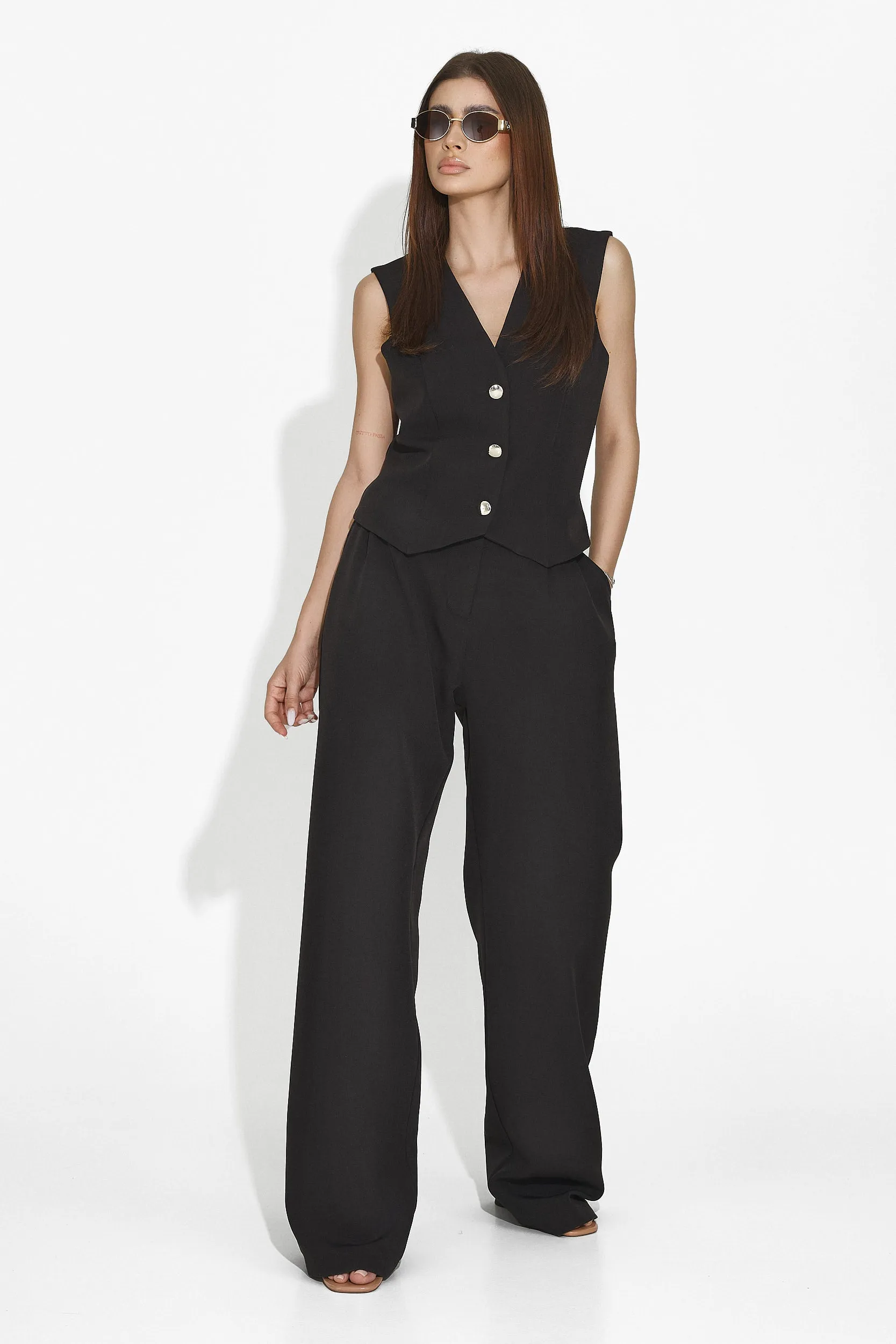 Compleu cu pantaloni negru Montaria Bogas sold by bogas product image thumbnail 3