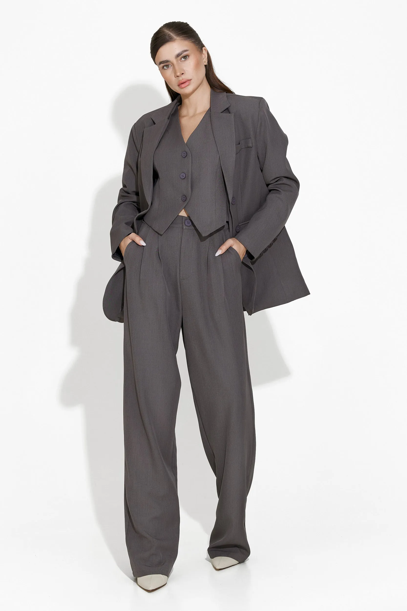 Costum cu pantaloni eleganti gri Demozla Bogas sold by bogas product image thumbnail 3