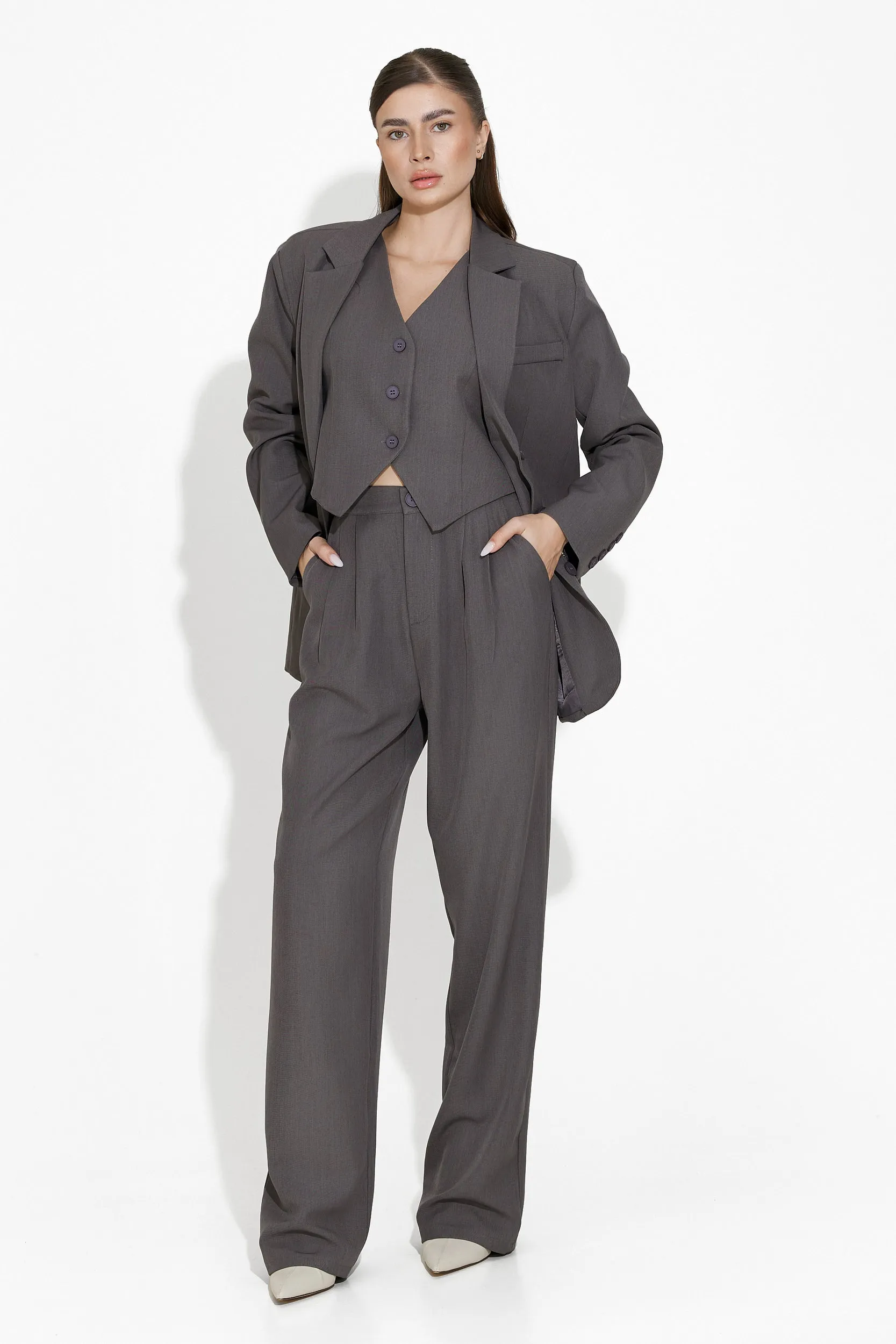 Costum cu pantaloni eleganti gri Demozla Bogas sold by bogas