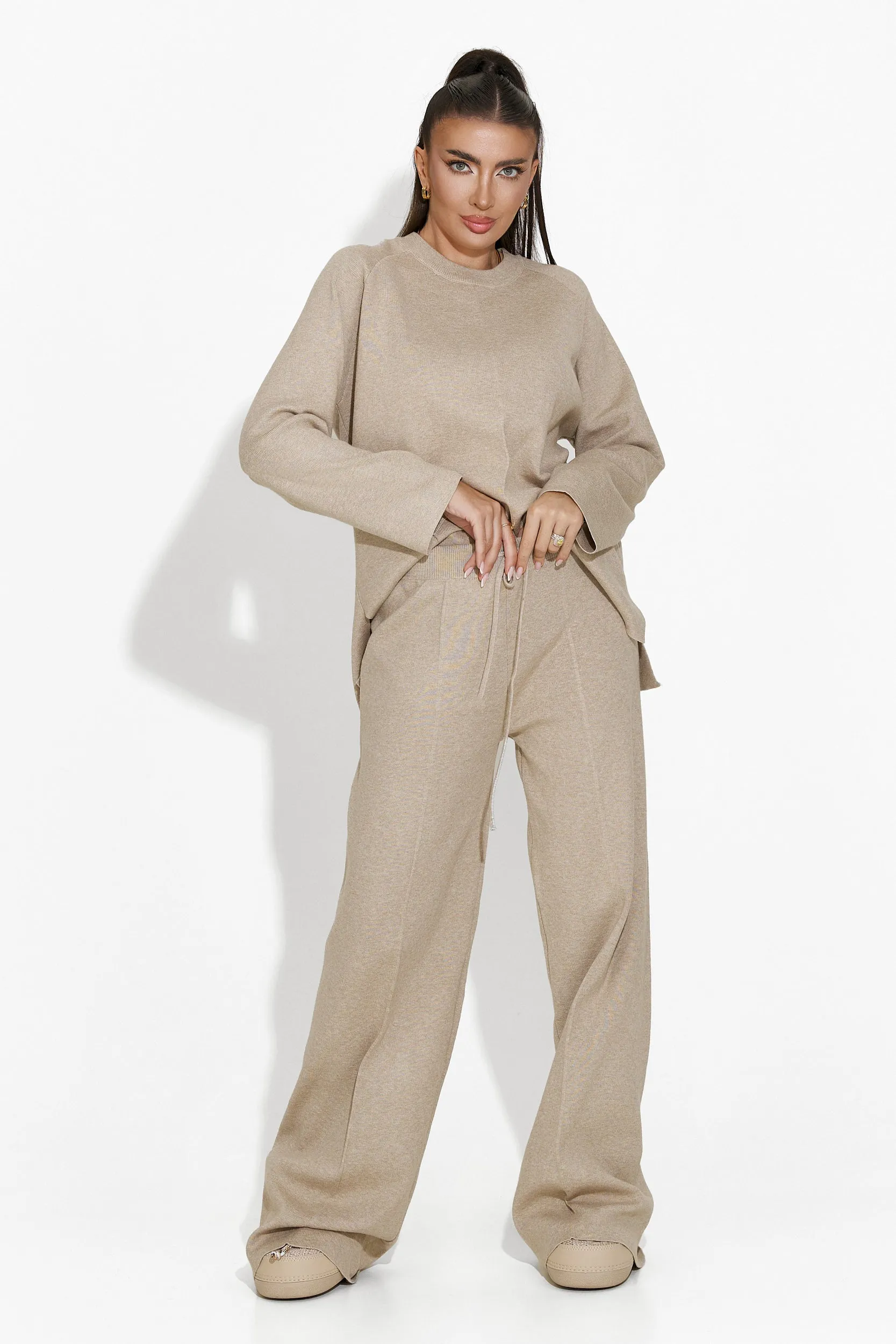 Compleu cu pantaloni bej Elisia Bogas sold by bogas product image thumbnail 5