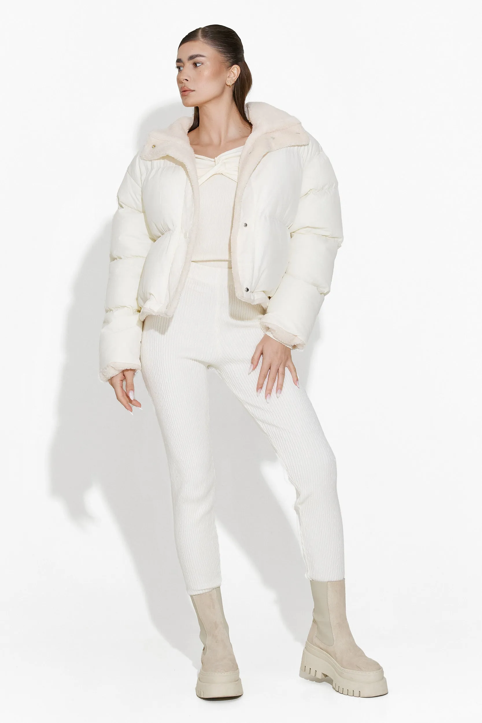 Geaca dama casual bej Naela Bogas sold by bogas product image thumbnail 4