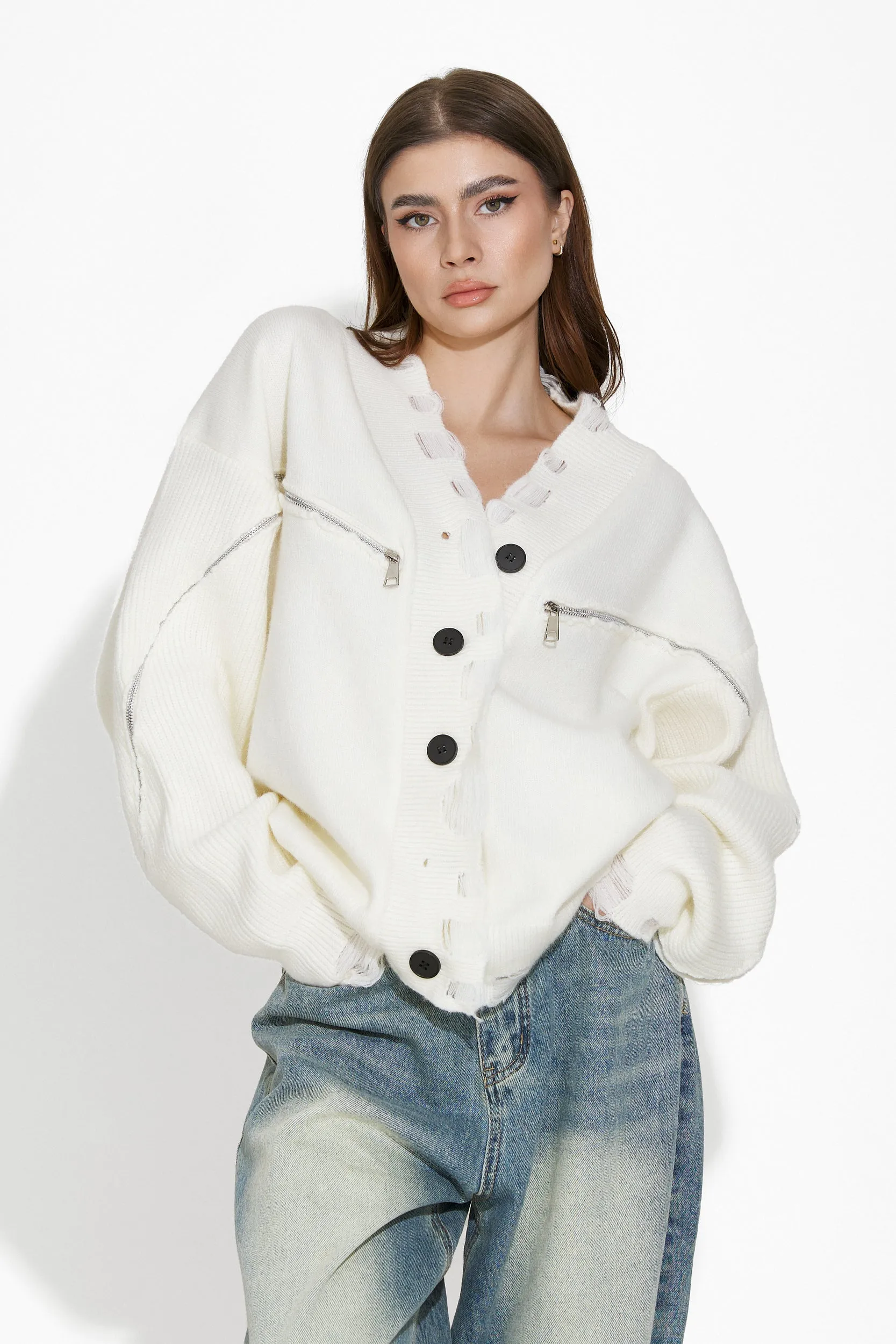 Pulover dama casual alb Doneta Bogas sold by bogas