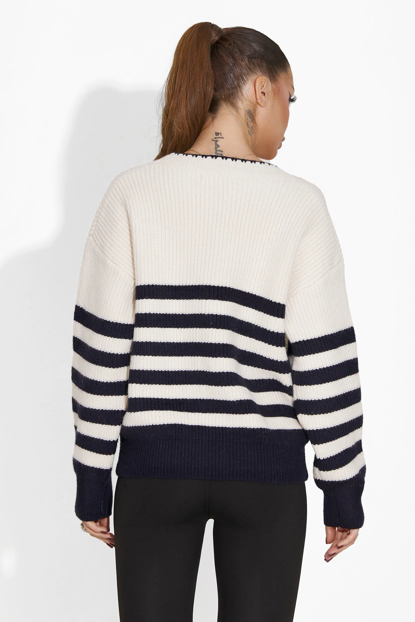 Pulover dama casual negru Calista Bogas sold by bogas product image thumbnail 2