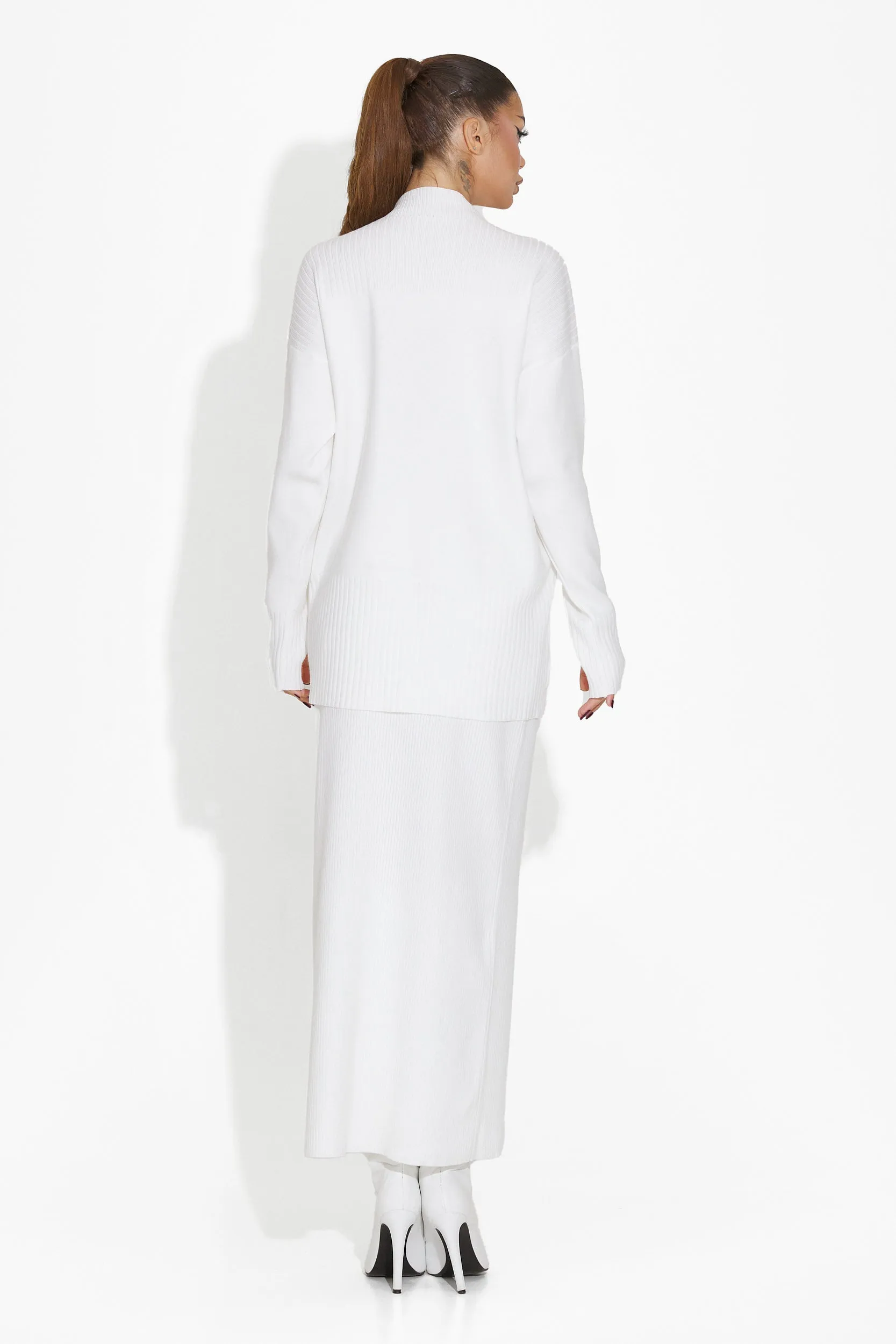 Compleu cu fusta dama alb Zekera Bogas sold by bogas product image thumbnail 2