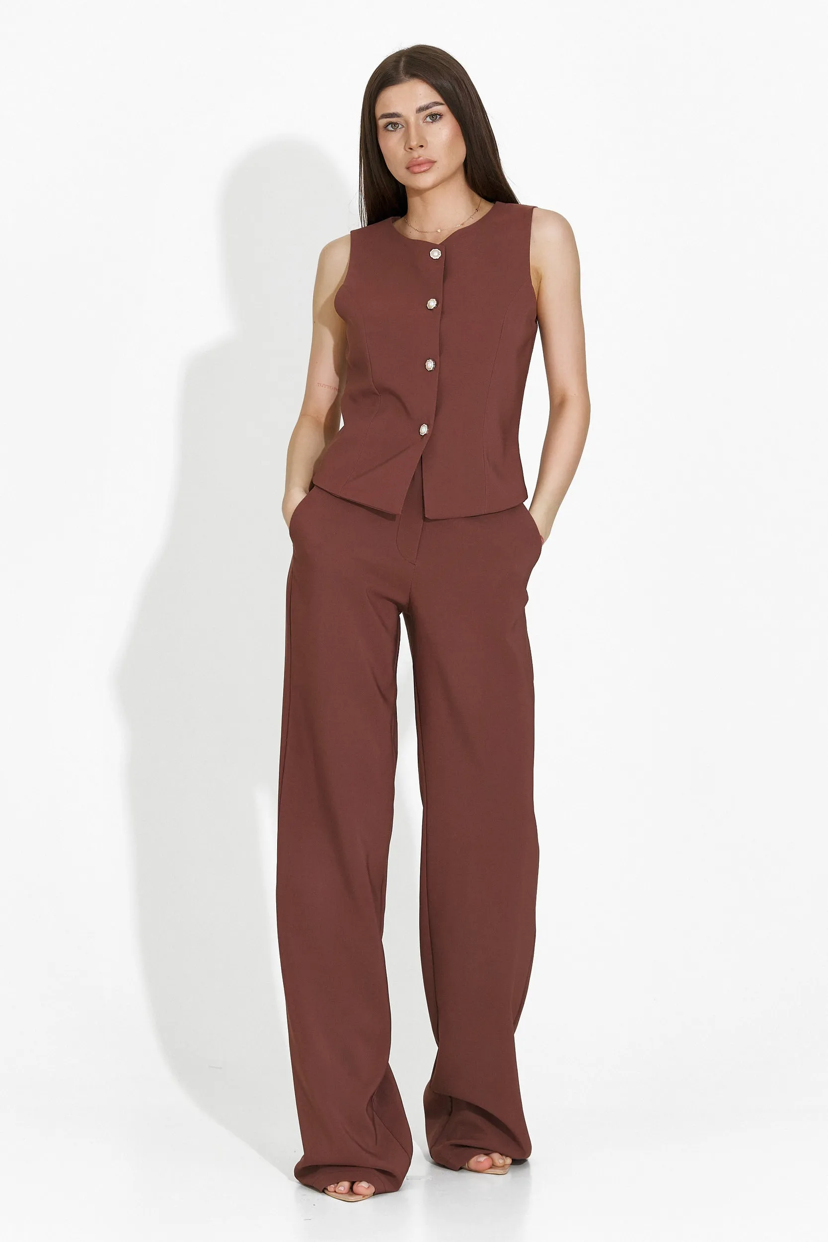 Compleu cu pantaloni dama maro Barnysa Bogas sold by bogas product image thumbnail 3