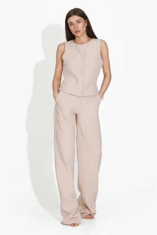 Compleu cu pantaloni dama bej Barnysa Bogas sold by bogas