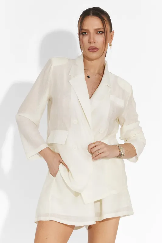 Compleu cu pantaloni scurti bej Javeria Bogas sold by bogas