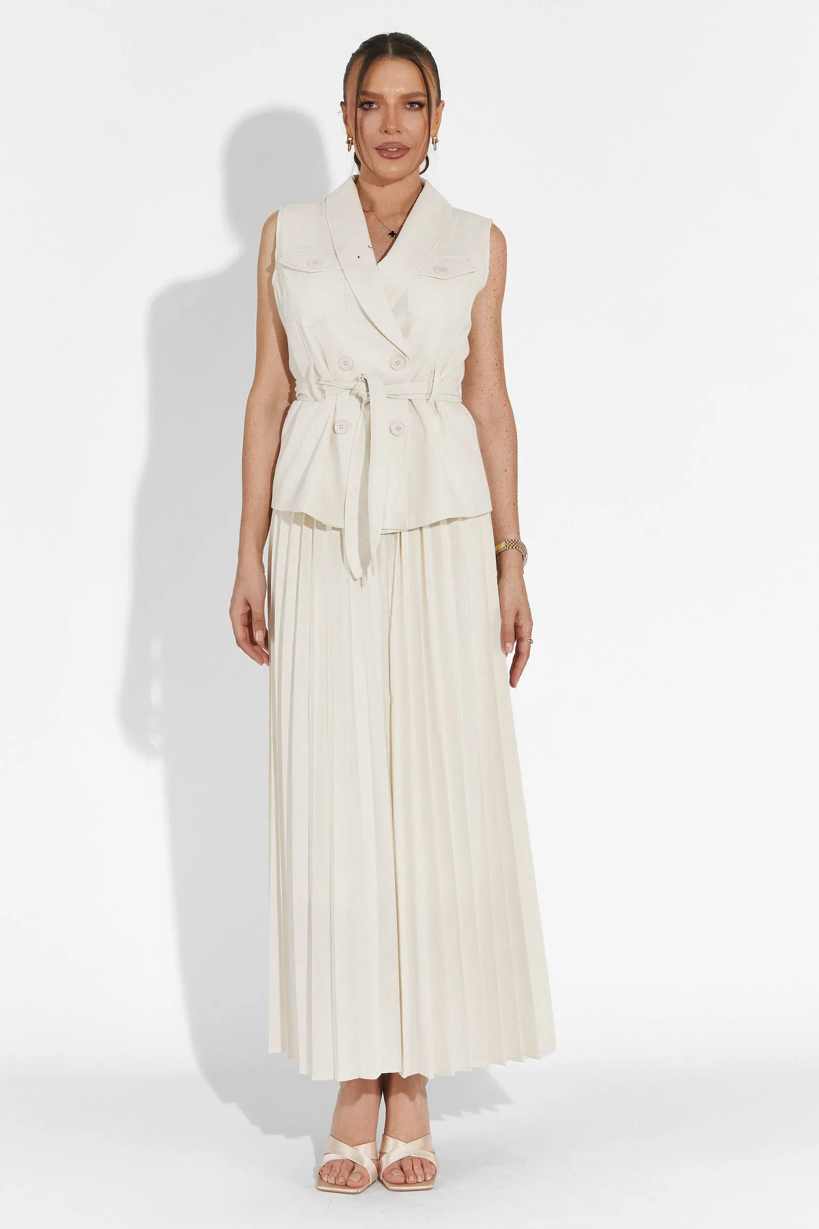 Compleu cu fusta bej Timothy Bogas sold by bogas product image thumbnail 4