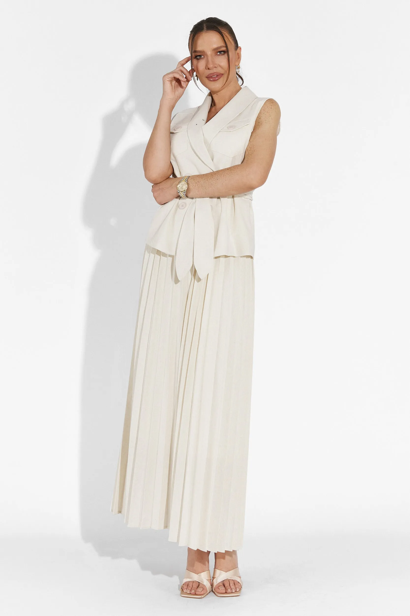 Compleu cu fusta bej Timothy Bogas sold by bogas product image thumbnail 5