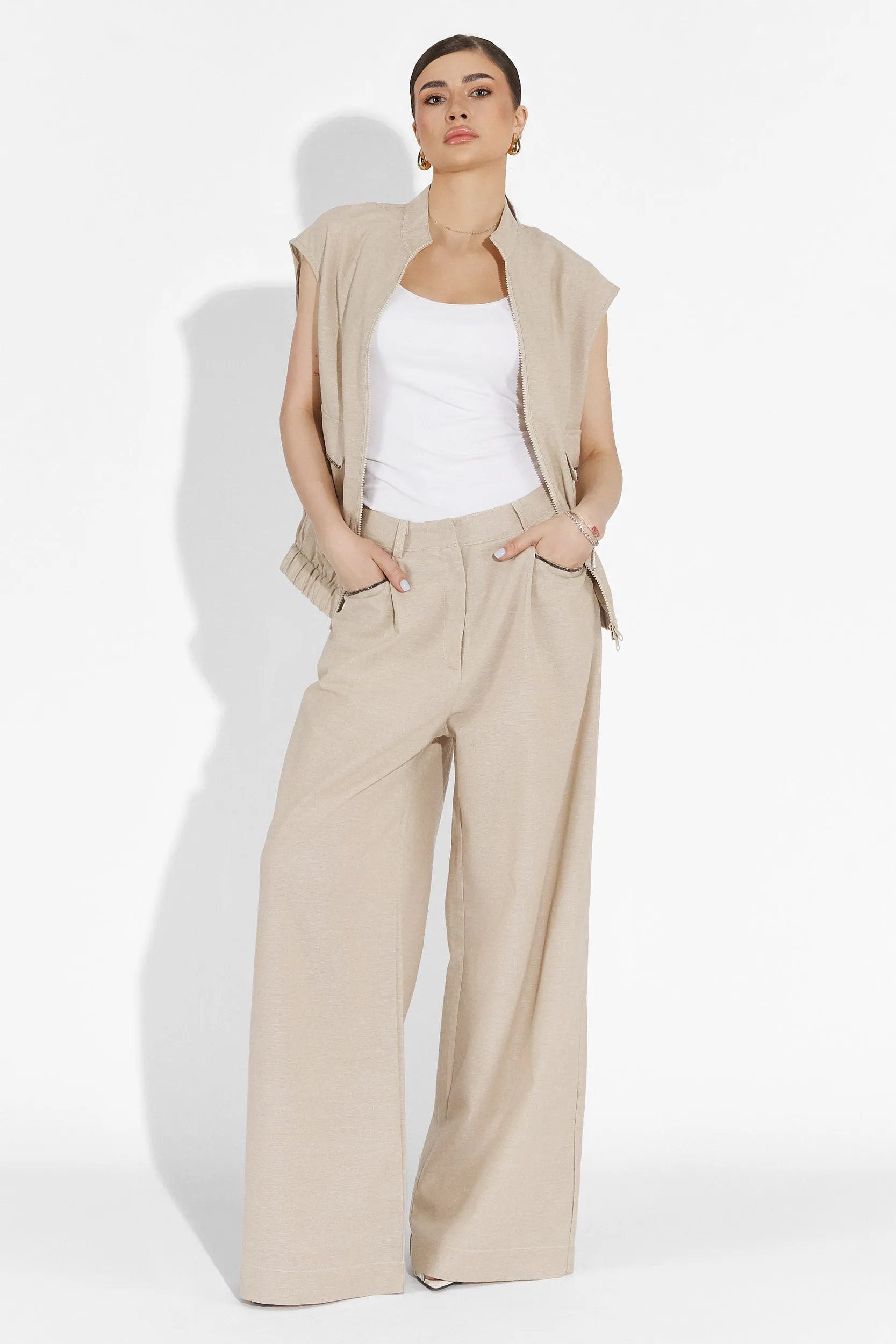 Compleu cu pantaloni bej Onulko Bogas sold by bogas product image thumbnail 3