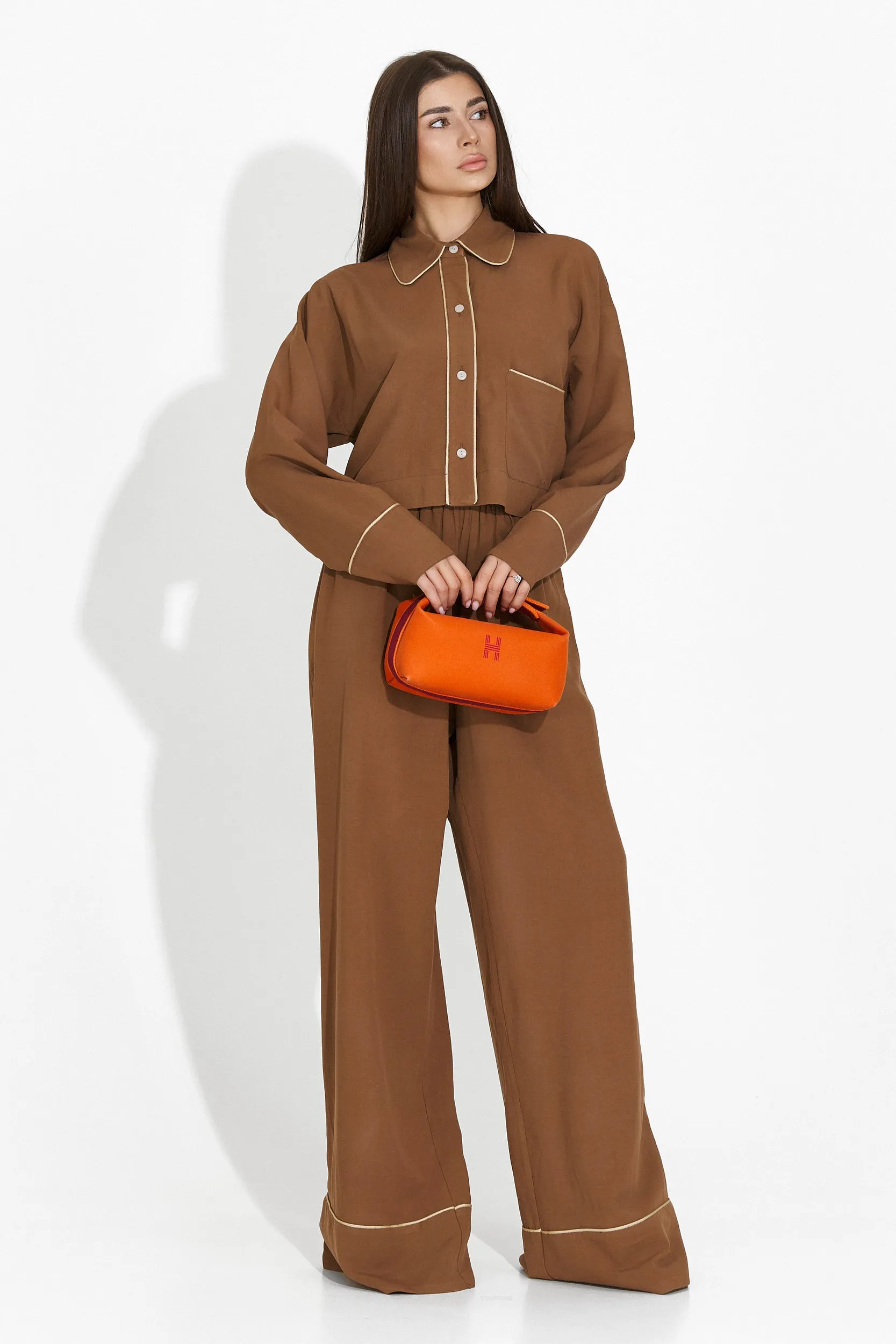 Compleu cu pantaloni maro Lerata Bogas sold by bogas product image thumbnail 3