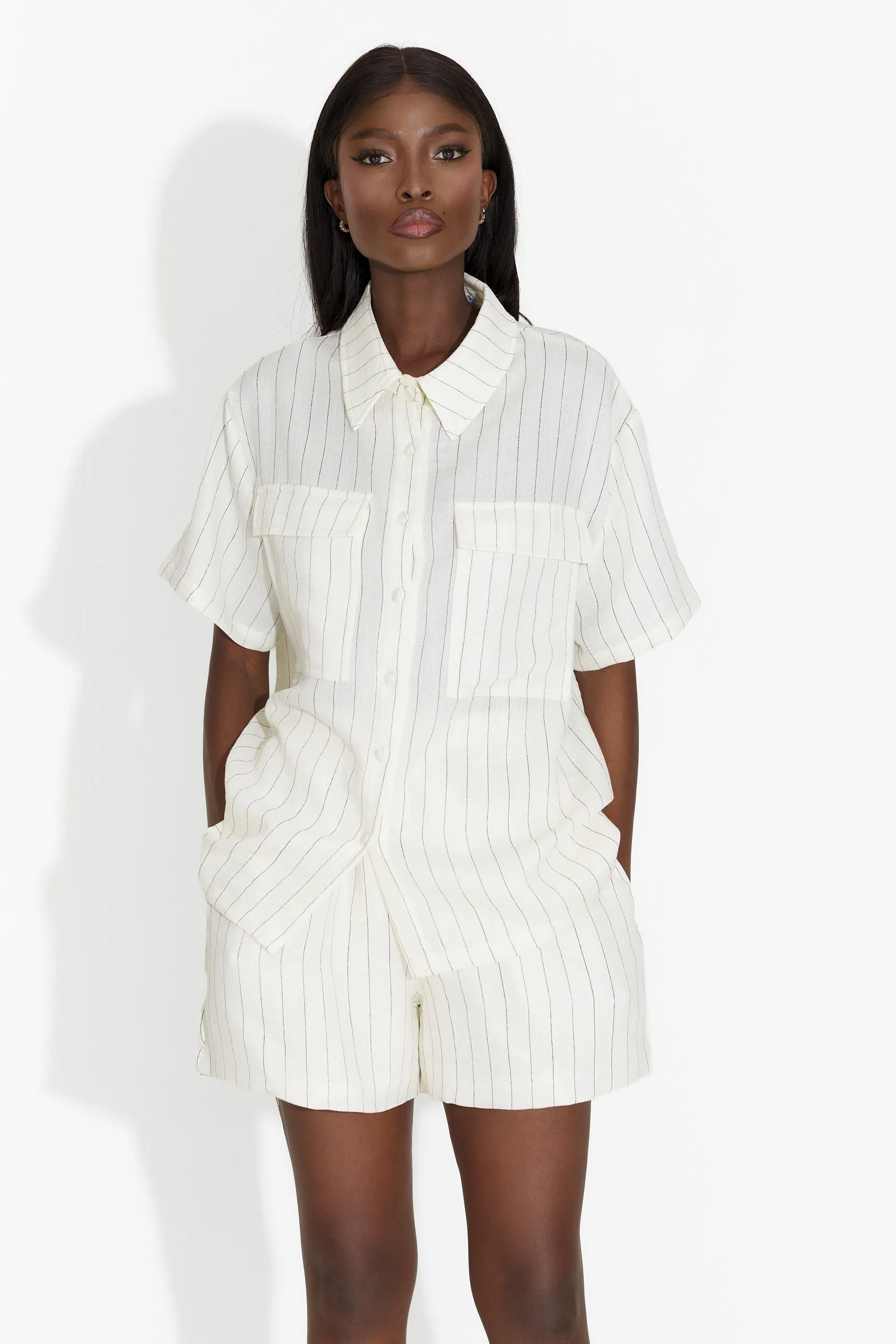 Compleu cu pantaloni alb Parisiene Bogas sold by bogas