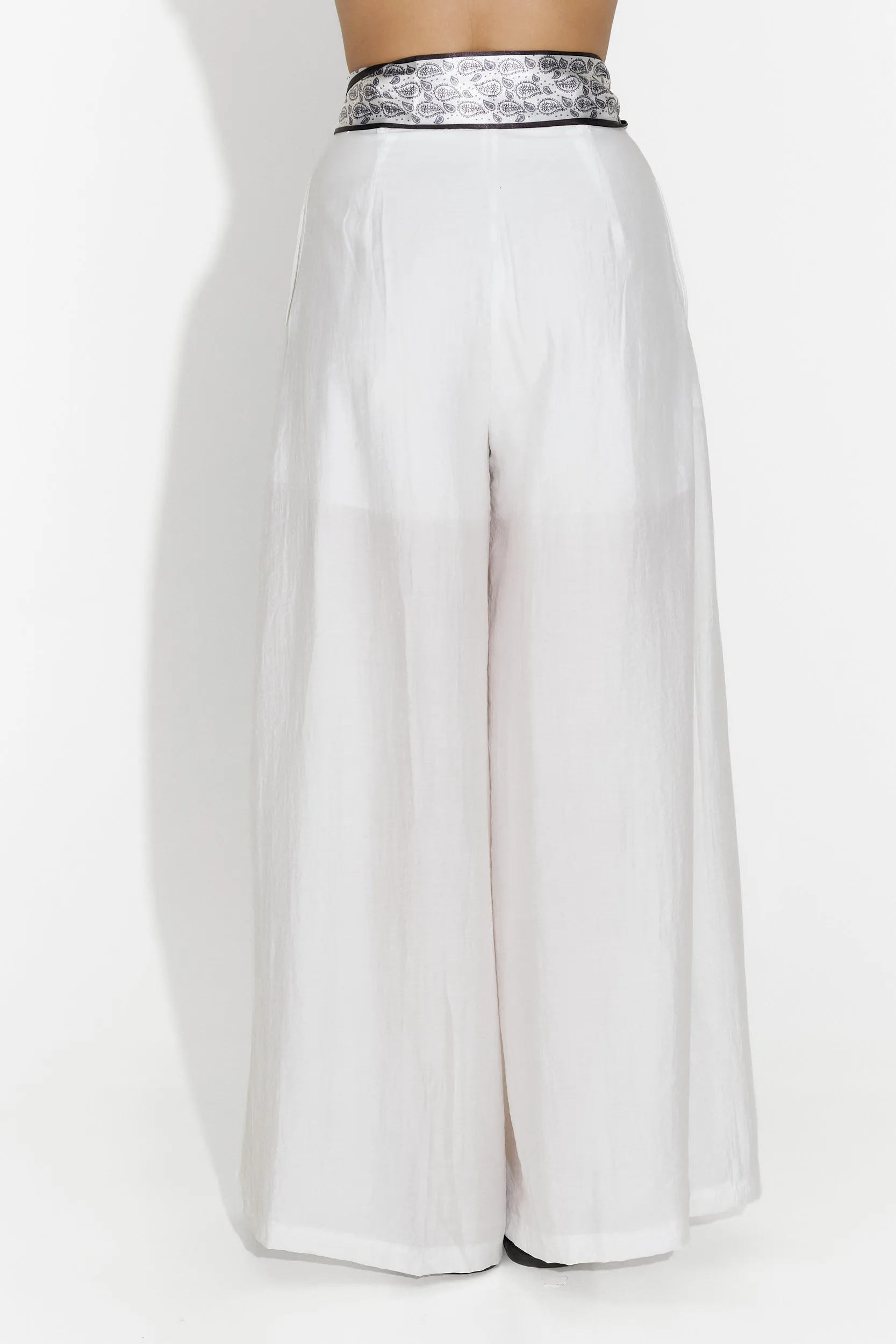 Pantaloni dama casual albi Benito Bogas sold by bogas product image thumbnail 4